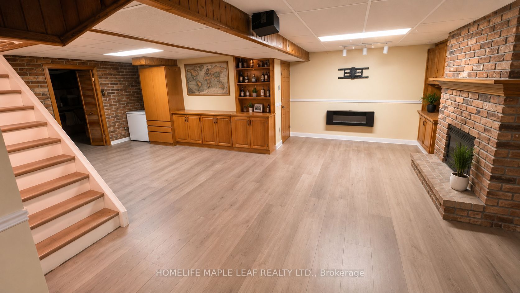 20 Brookfield Court Property Photo 14