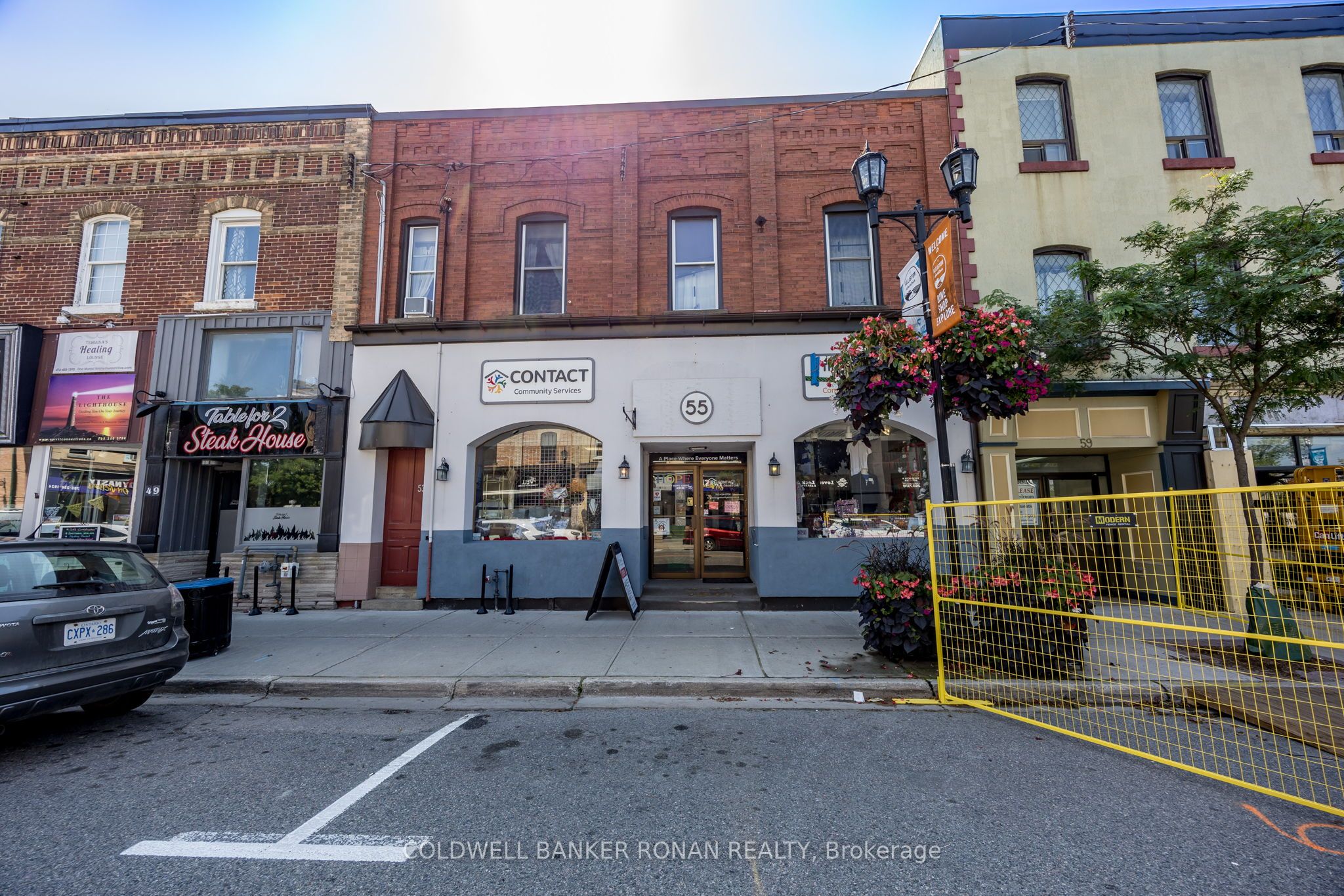 53 & 55 Victoria Street W Property Photo 2