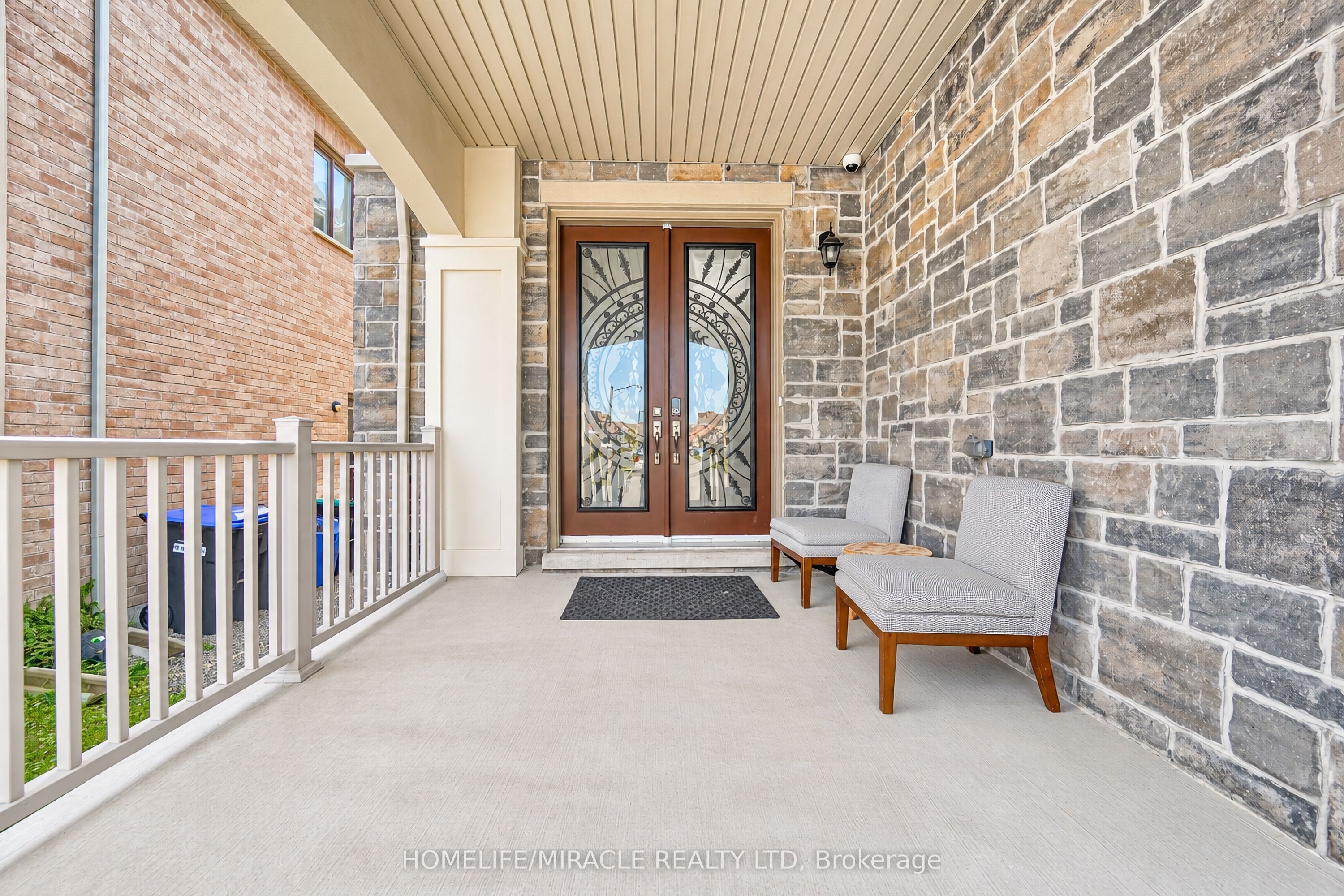 95 Scarlet Way Property Photo 3