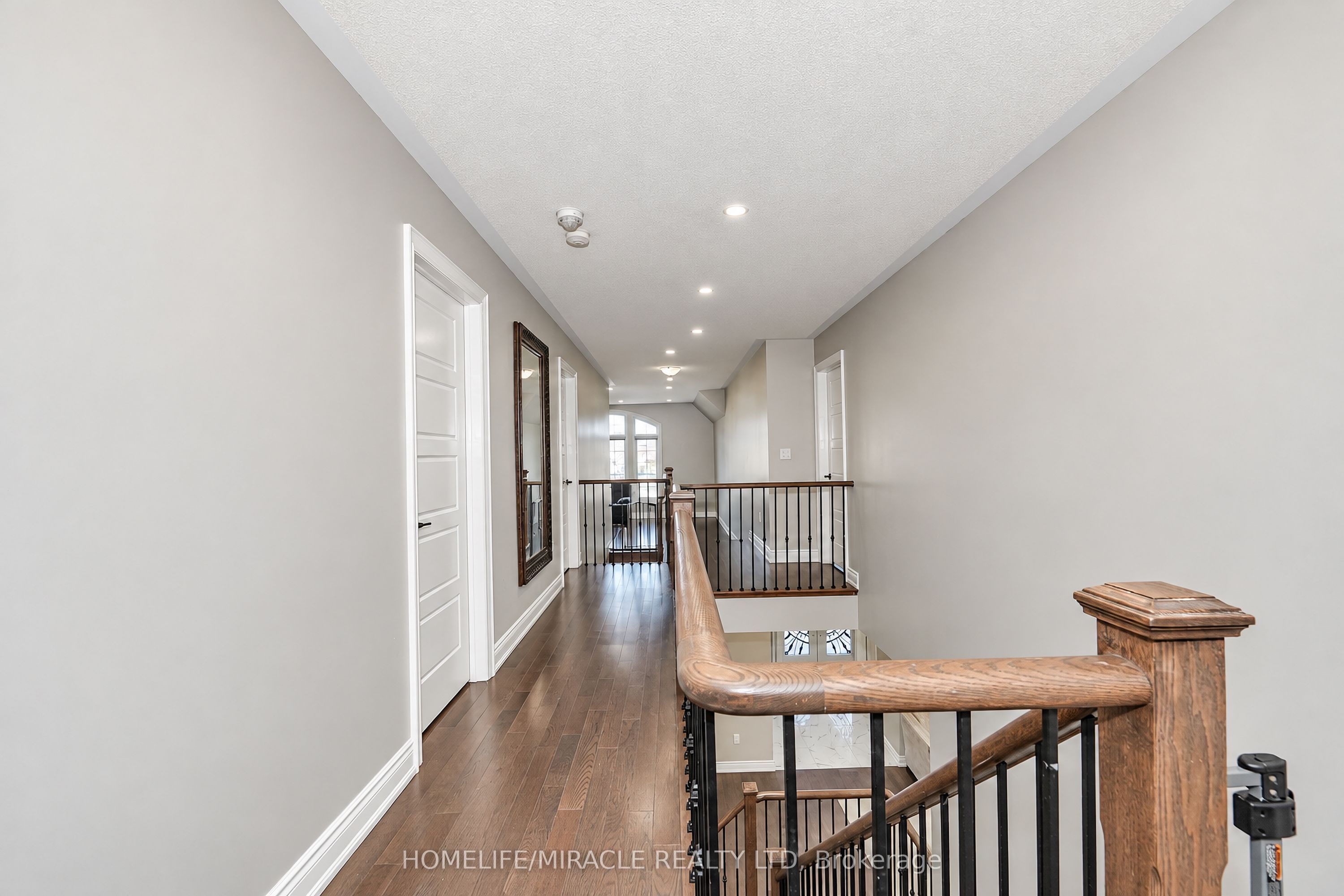 95 Scarlet Way Property Photo 33