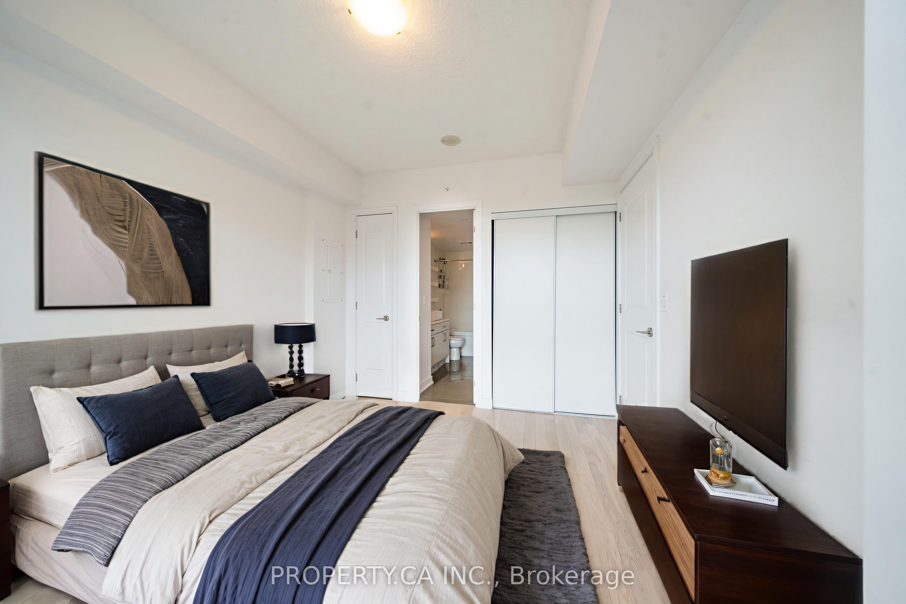 9205 Yonge Street S 1210 Property Photo 11