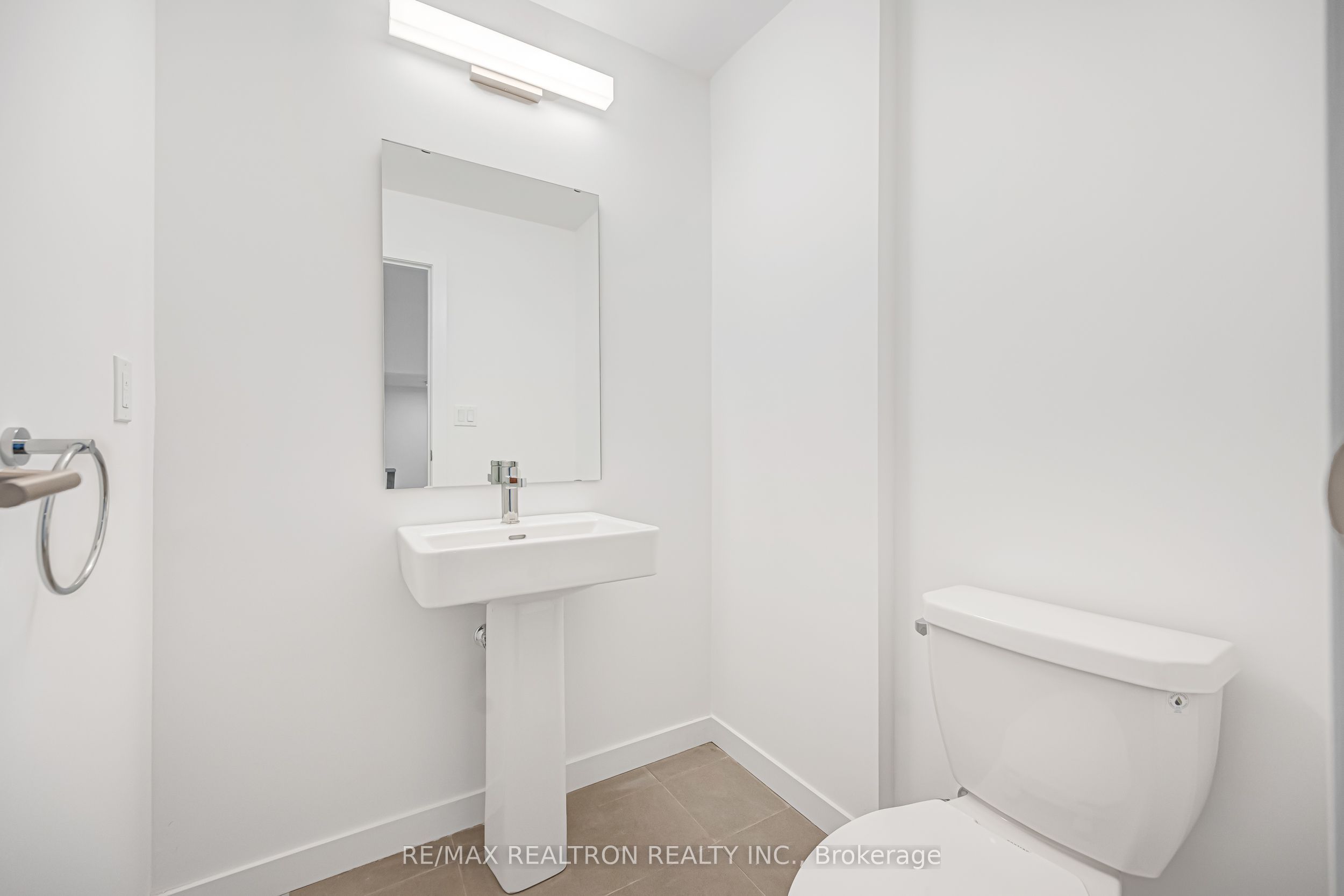 3175 Denison Street 107 Property Photo 4