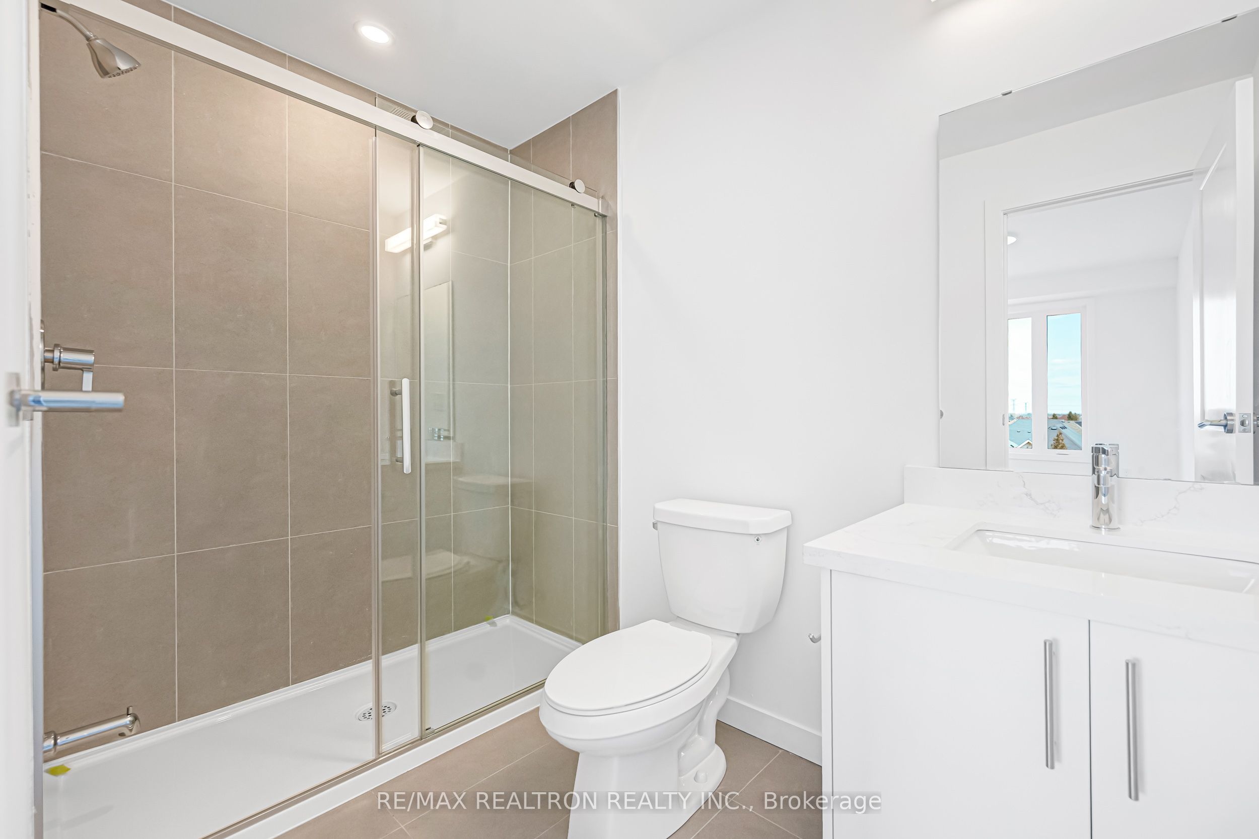 3175 Denison Street 107 Property Photo 28