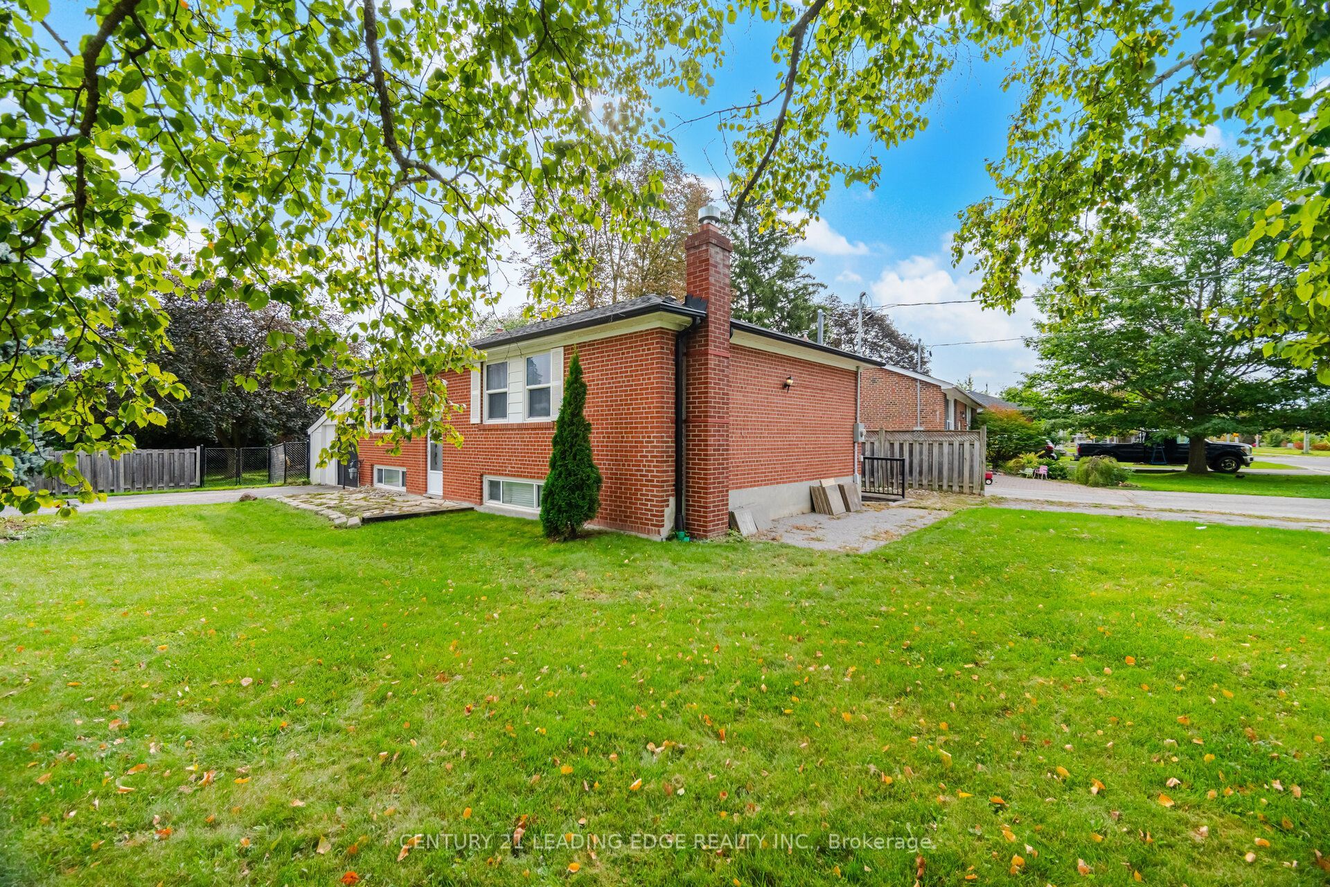 308 Rupert Avenue Property Photo 3