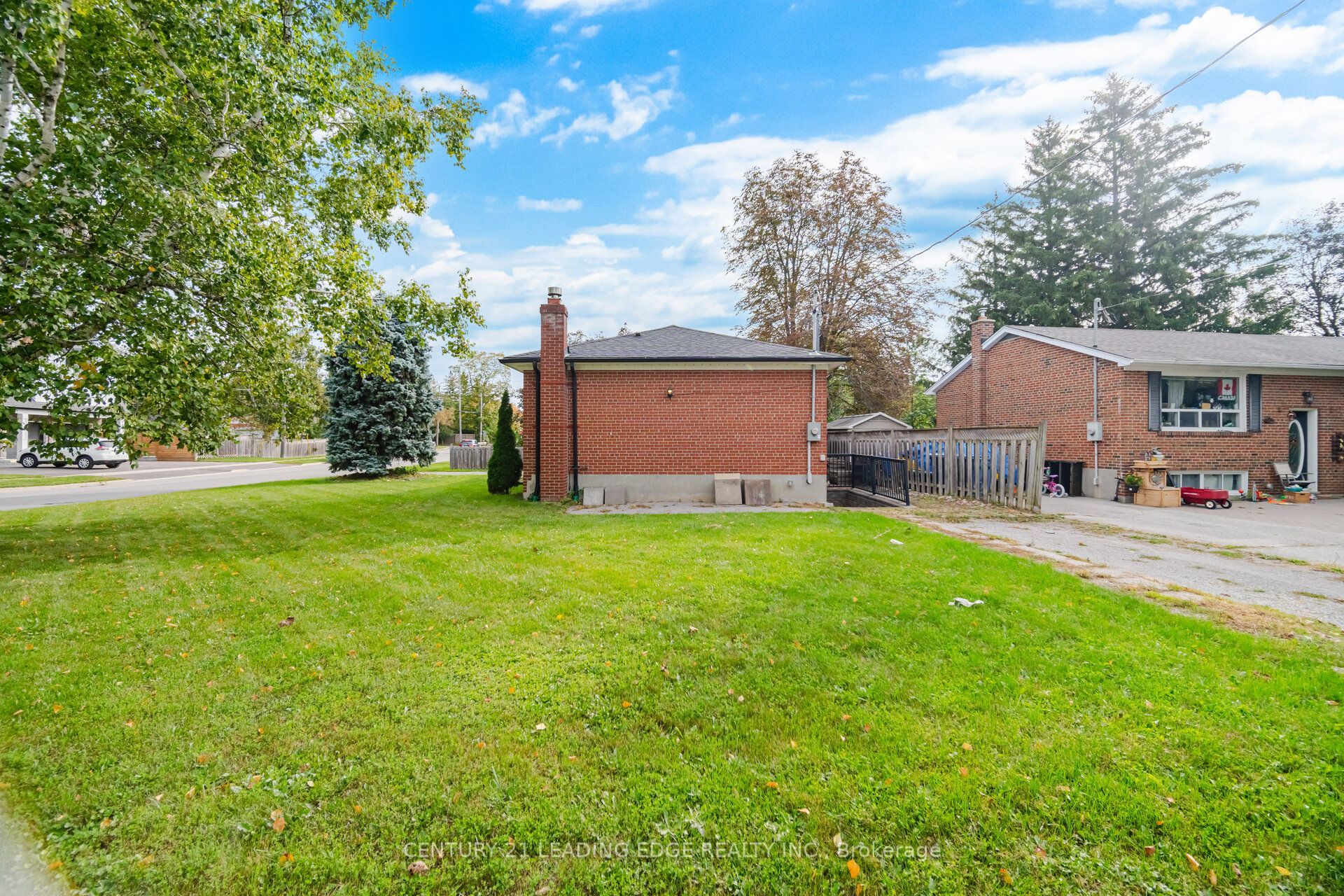 308 Rupert Avenue Property Photo 4
