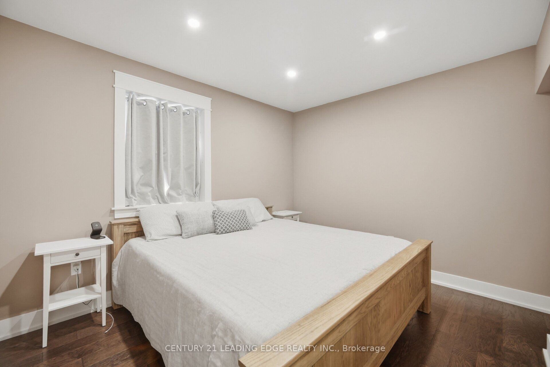 308 Rupert Avenue Property Photo 20
