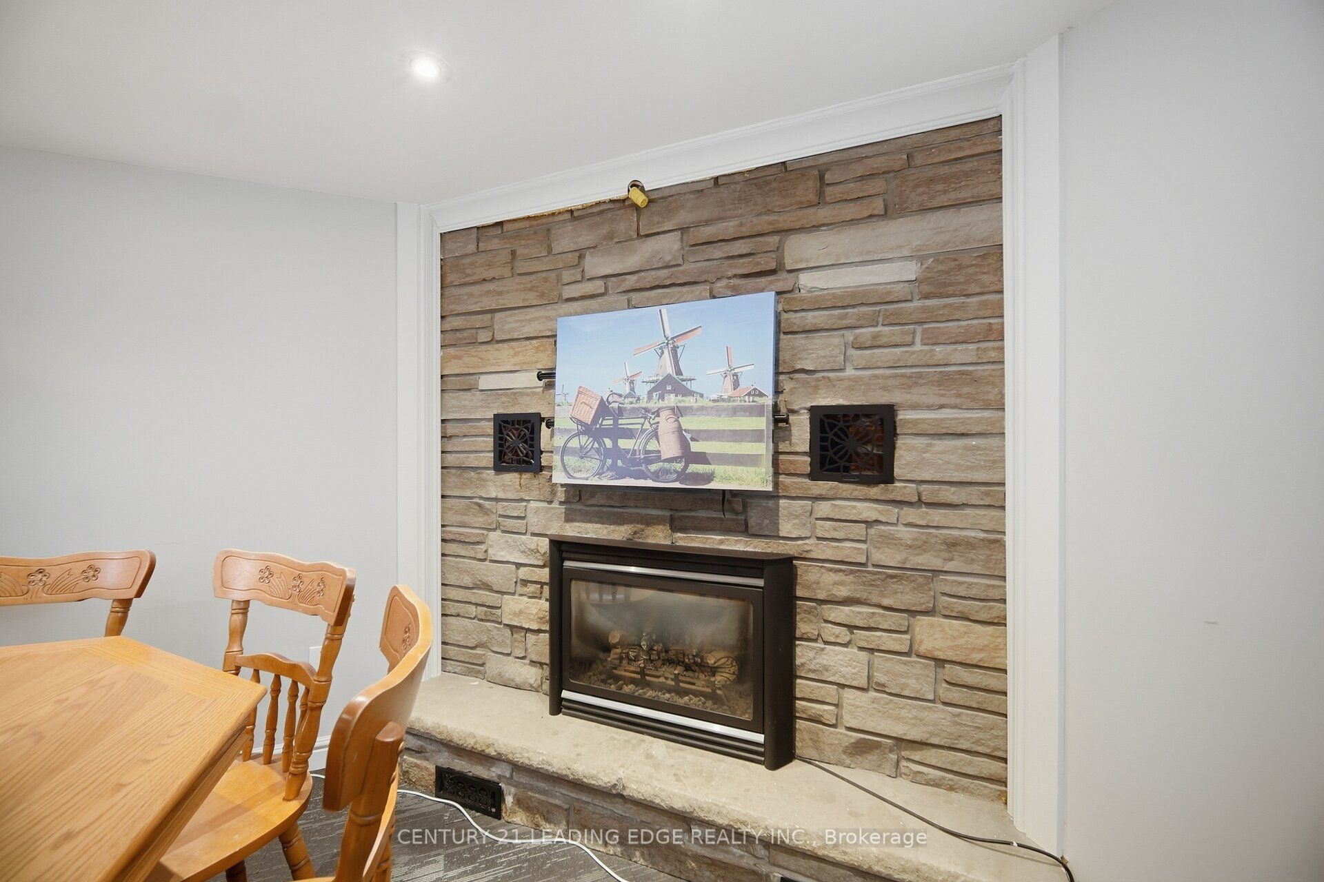 308 Rupert Avenue Property Photo 35