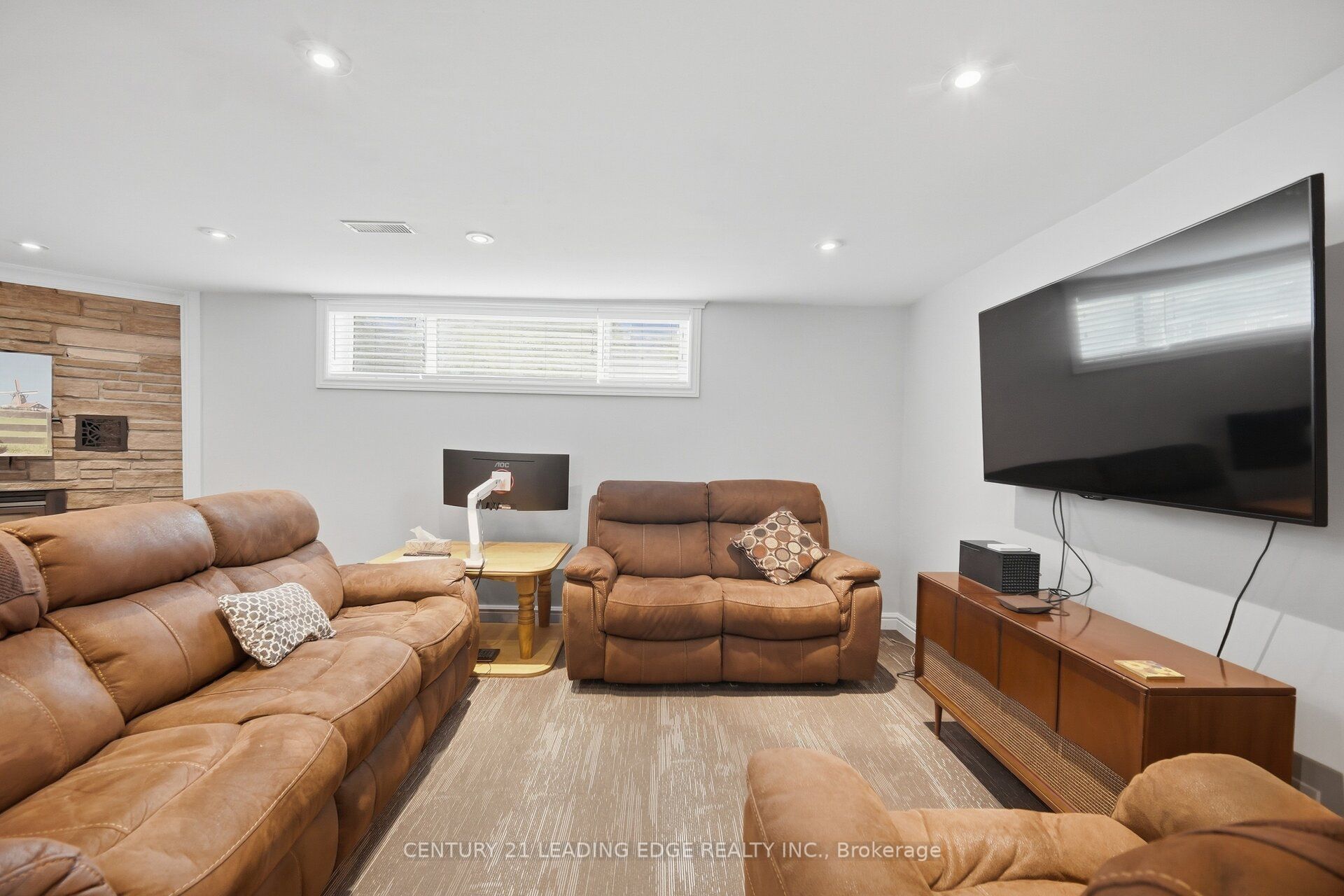 308 Rupert Avenue Property Photo 38