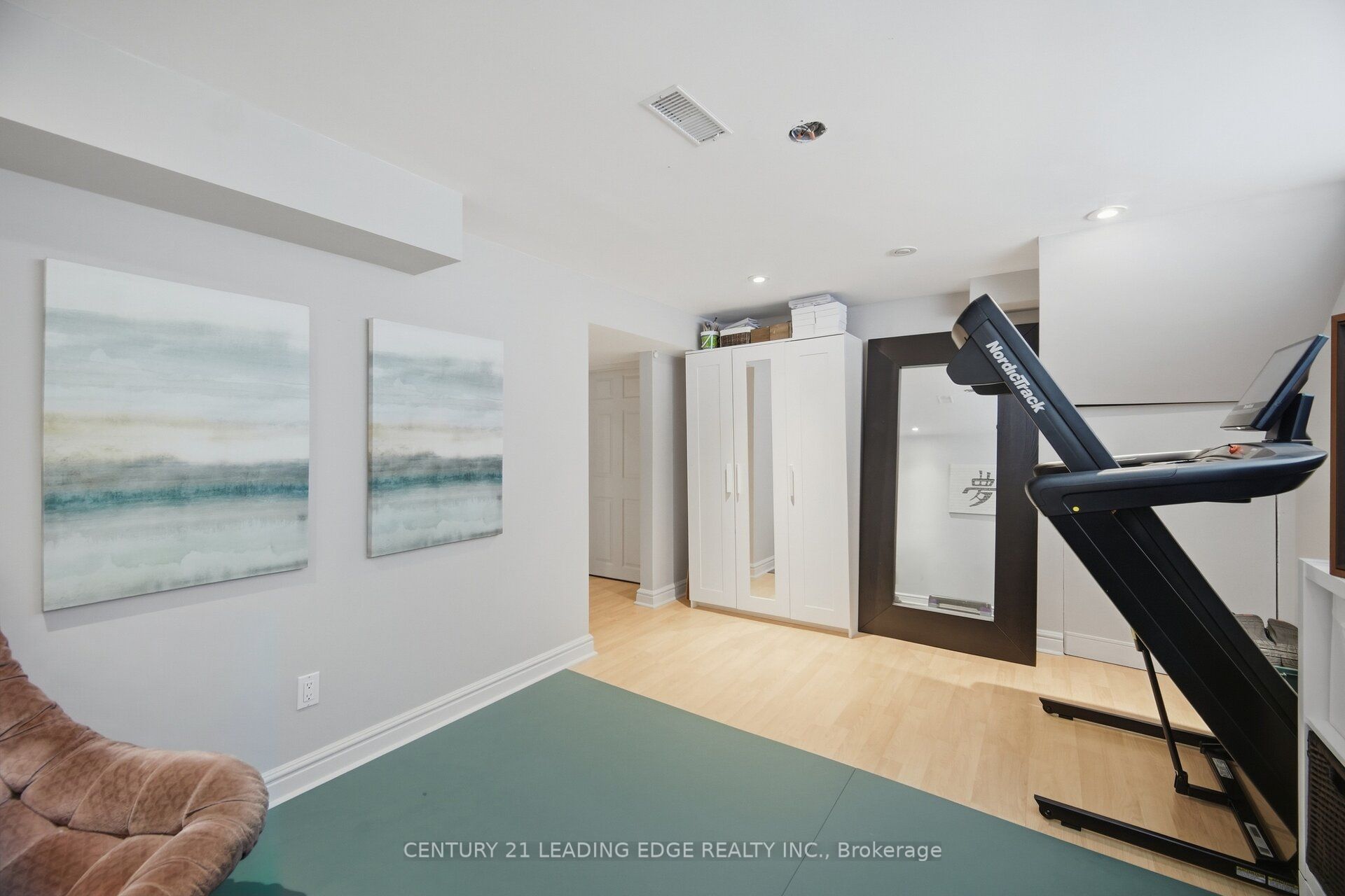 308 Rupert Avenue Property Photo 43