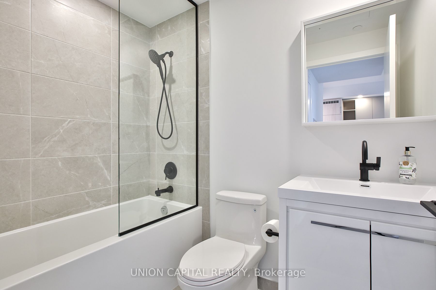5 Meadowdale Road 2407 Property Photo 15