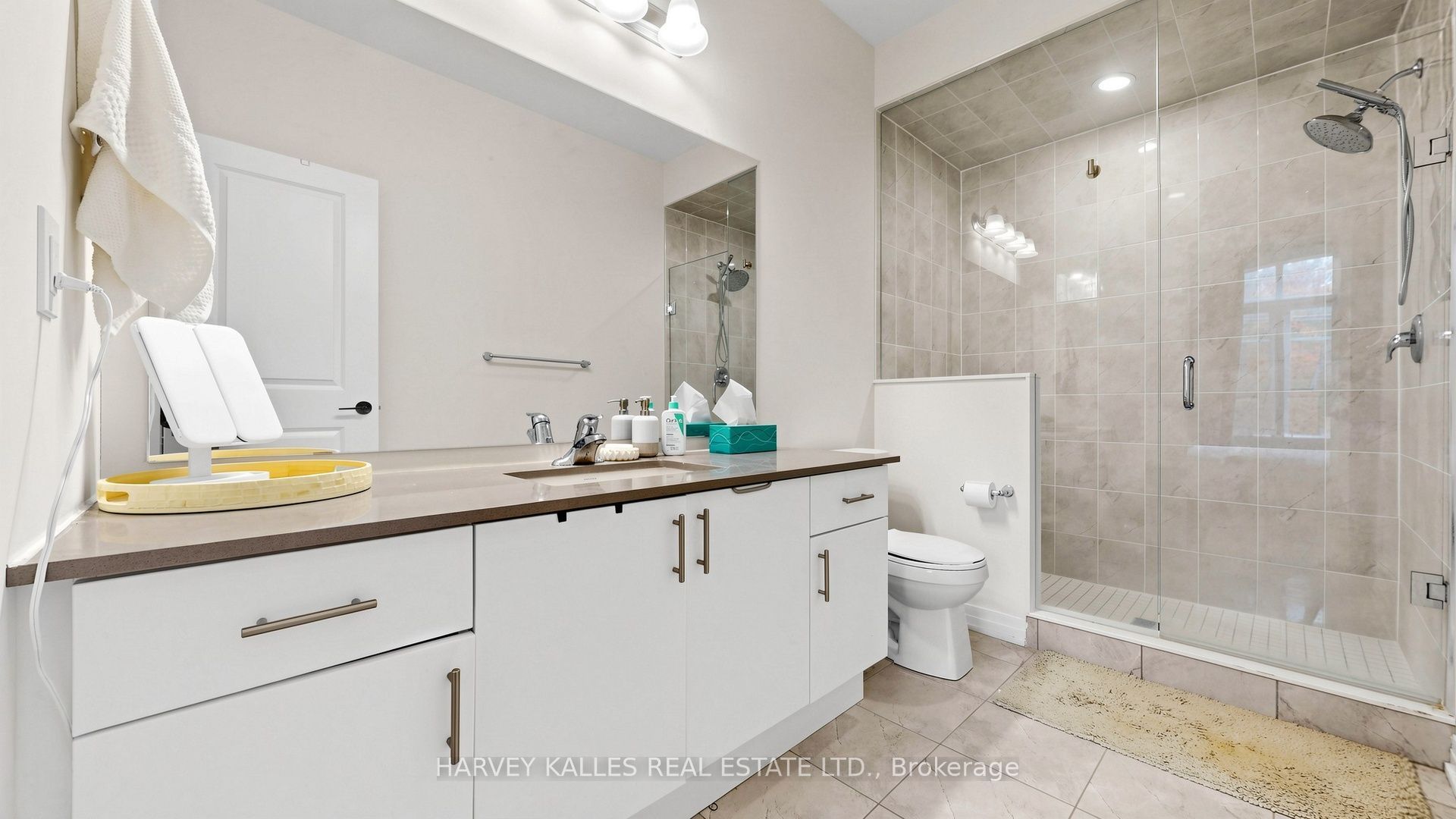 44 De La Roche Drive Property Photo 28