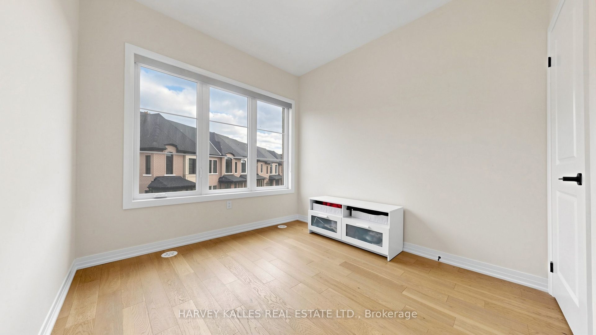 44 De La Roche Drive Property Photo 33