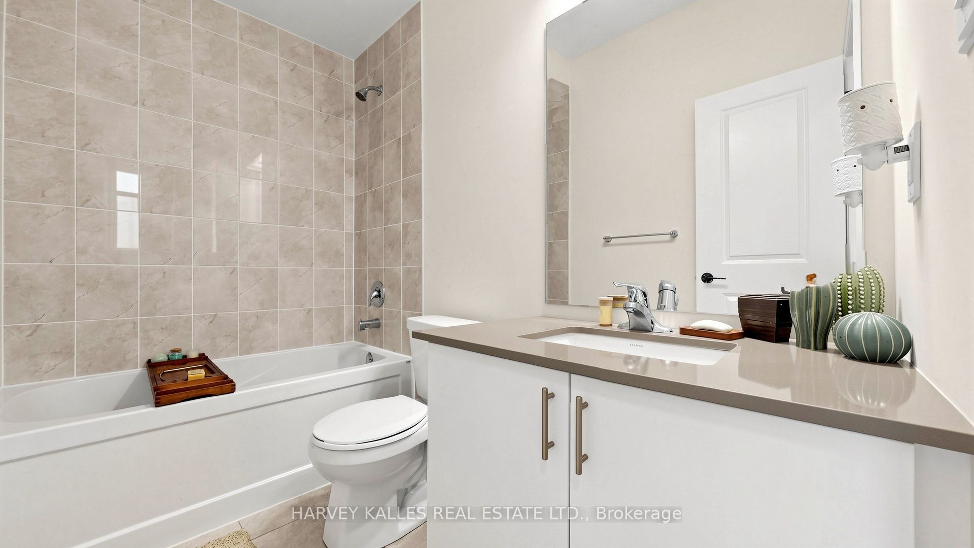 44 De La Roche Drive Property Photo 36