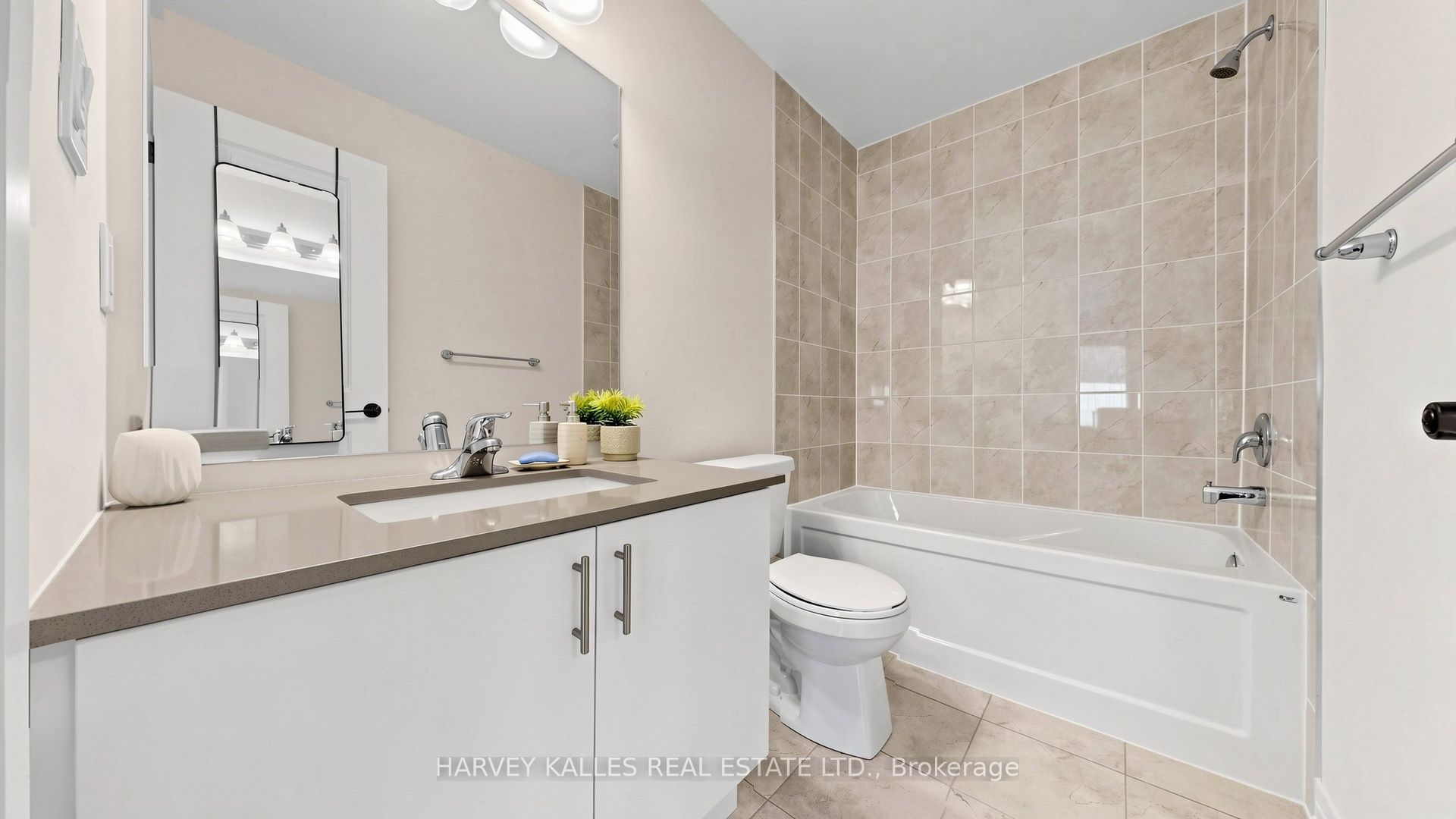 44 De La Roche Drive Property Photo 41