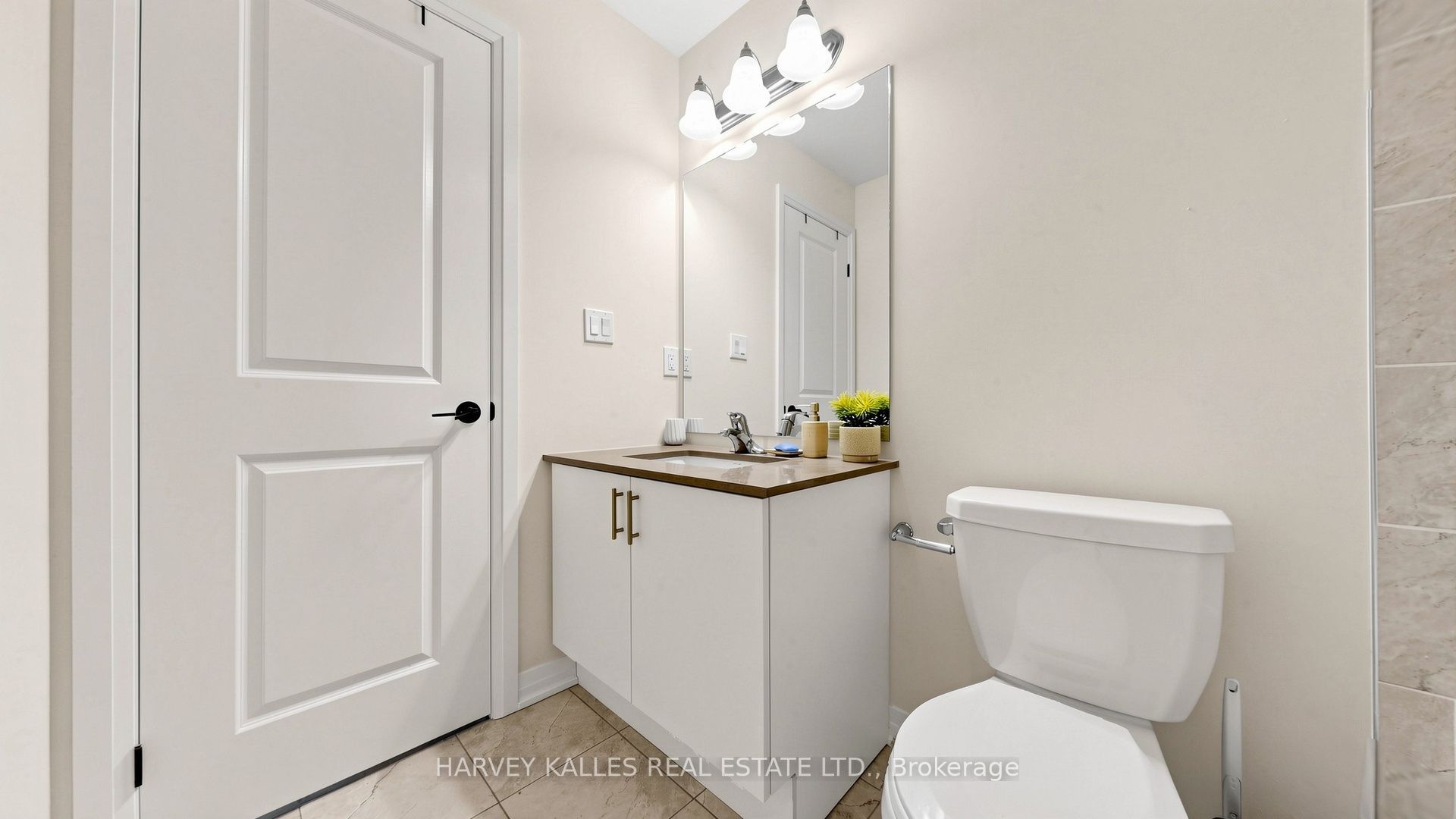 44 De La Roche Drive Property Photo 42