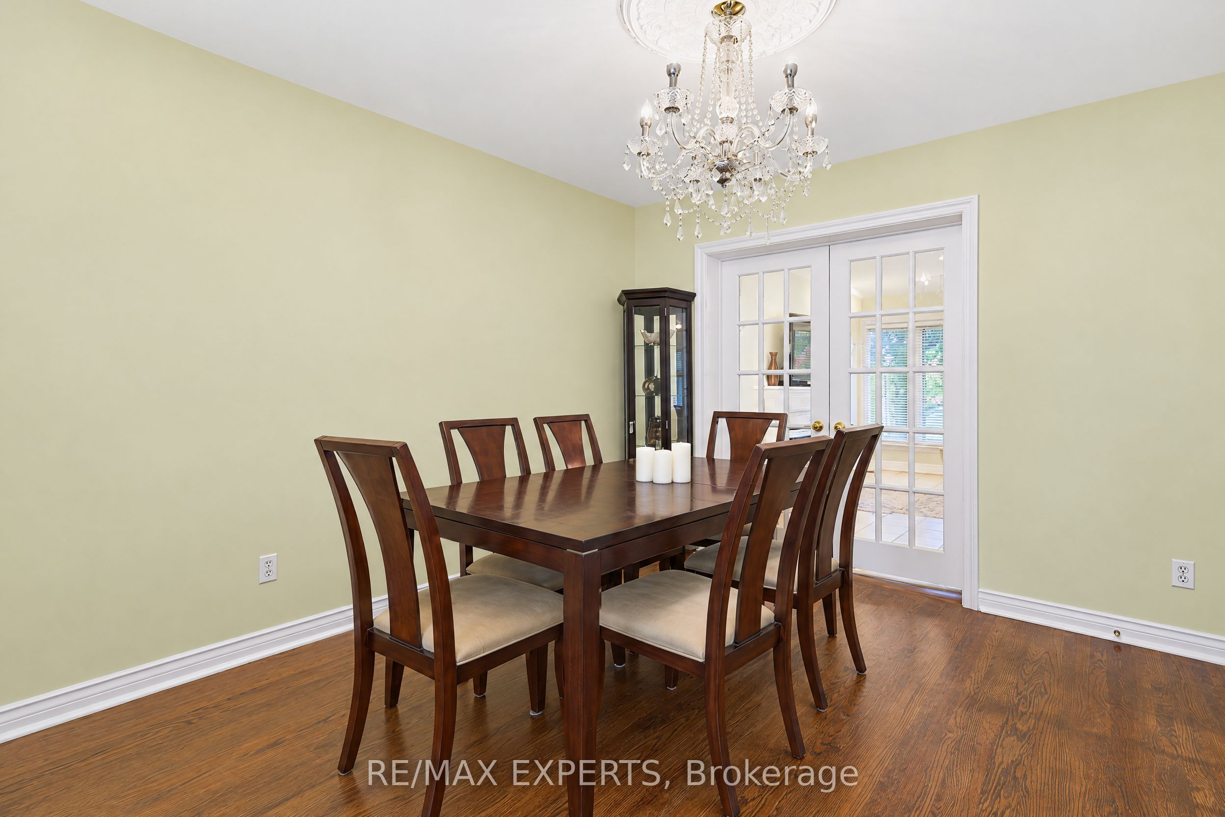 11 Knollside Drive Property Photo 6