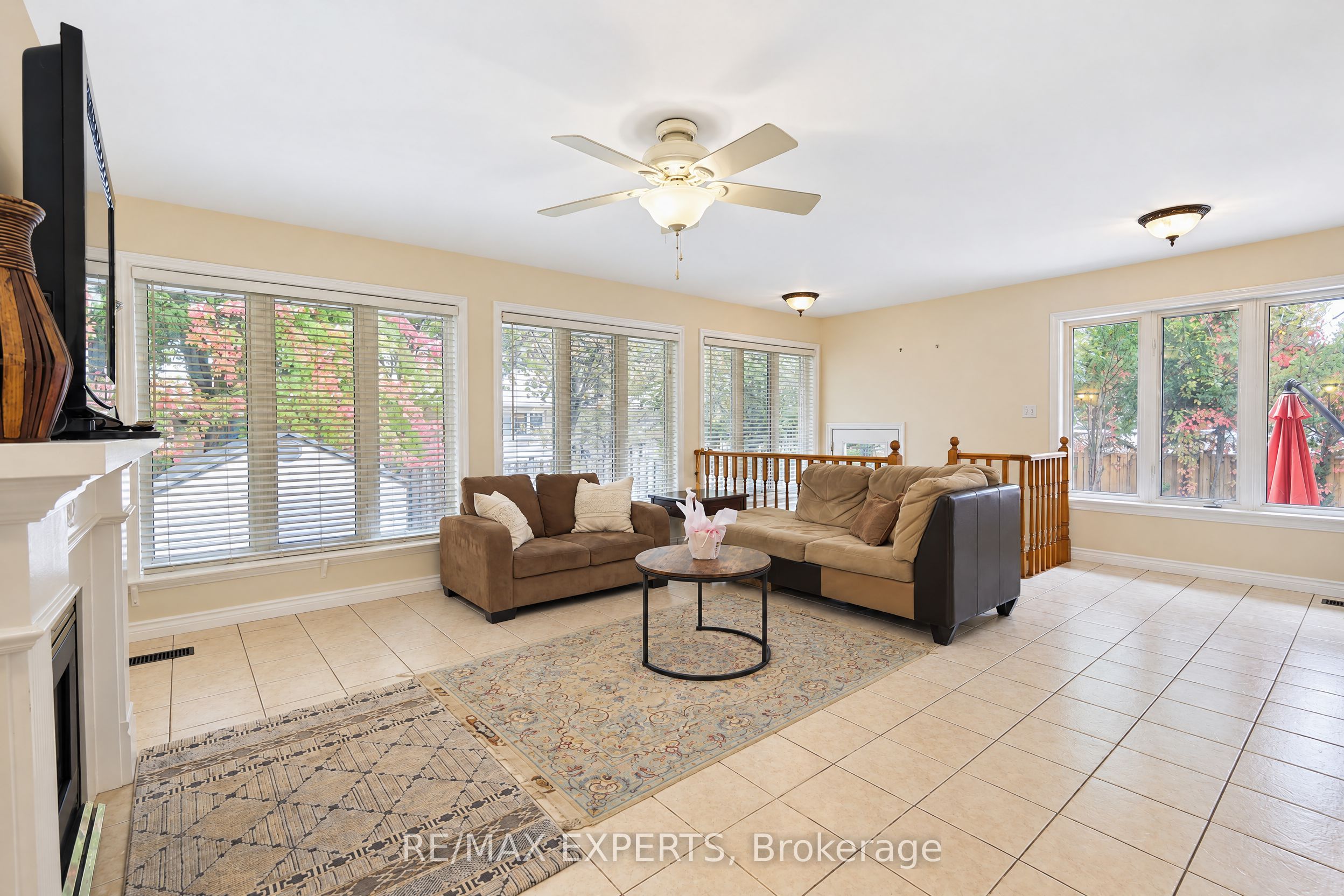11 Knollside Drive Property Photo 10