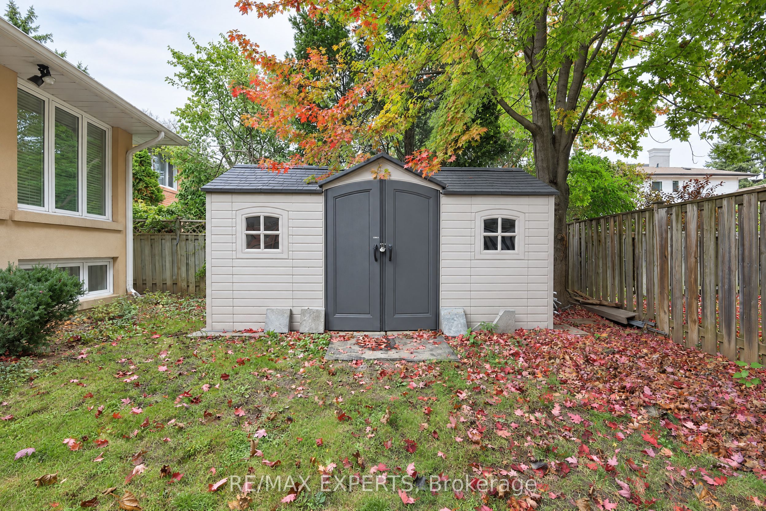 11 Knollside Drive Property Photo 37