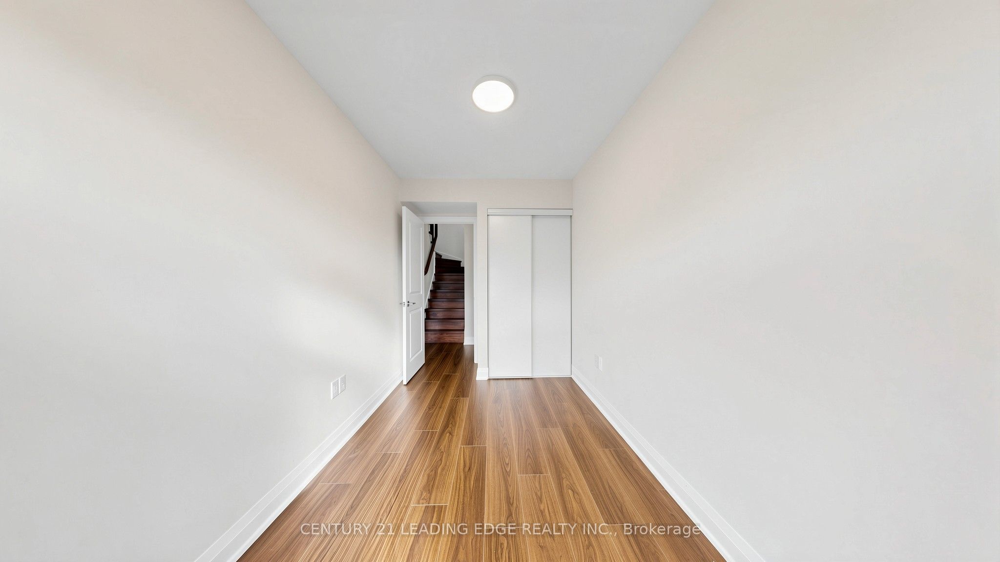 320 John Street 202 Property Photo 40