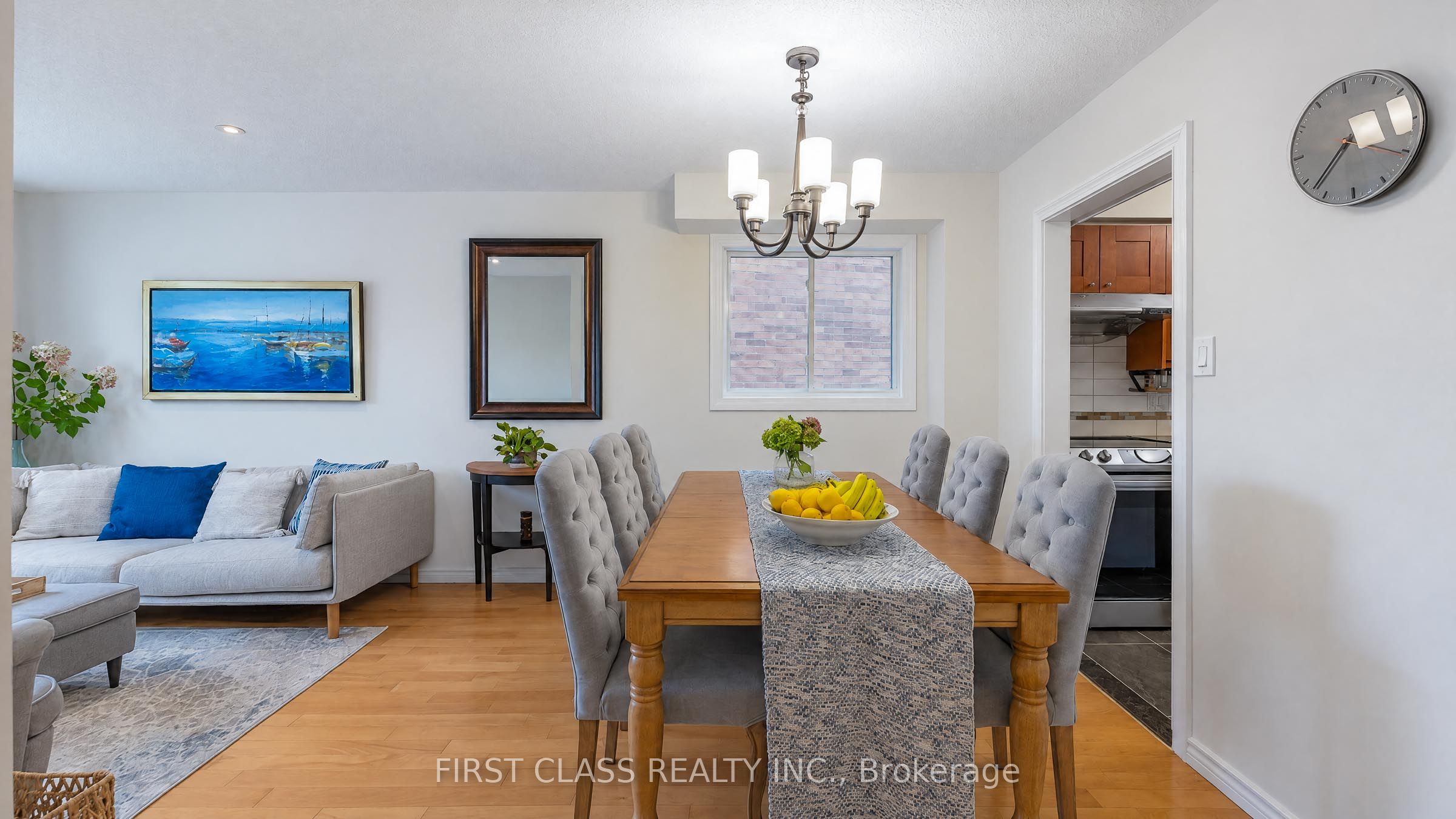 48 Cottonwood Court Property Photo 8