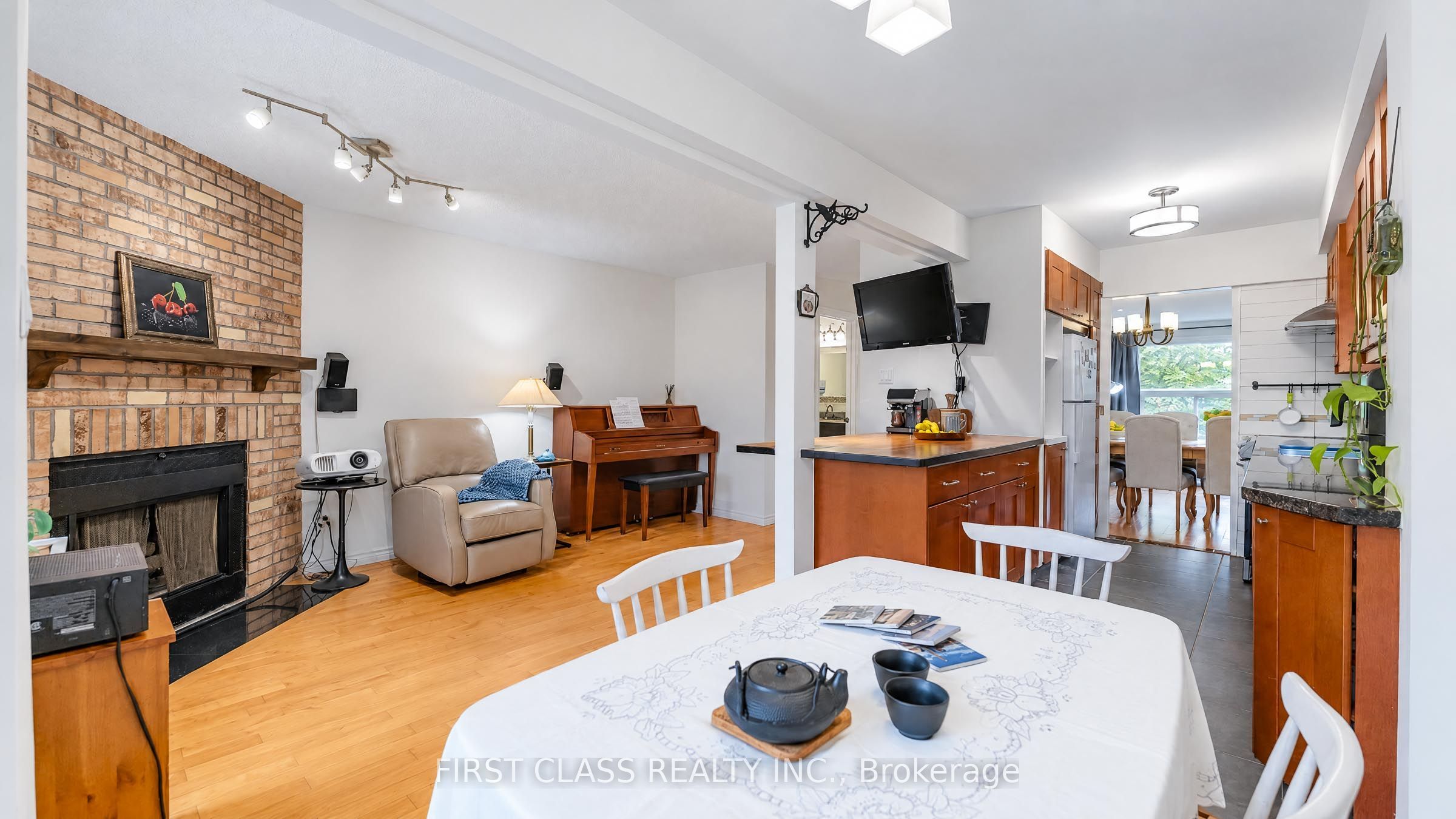 48 Cottonwood Court Property Photo 12
