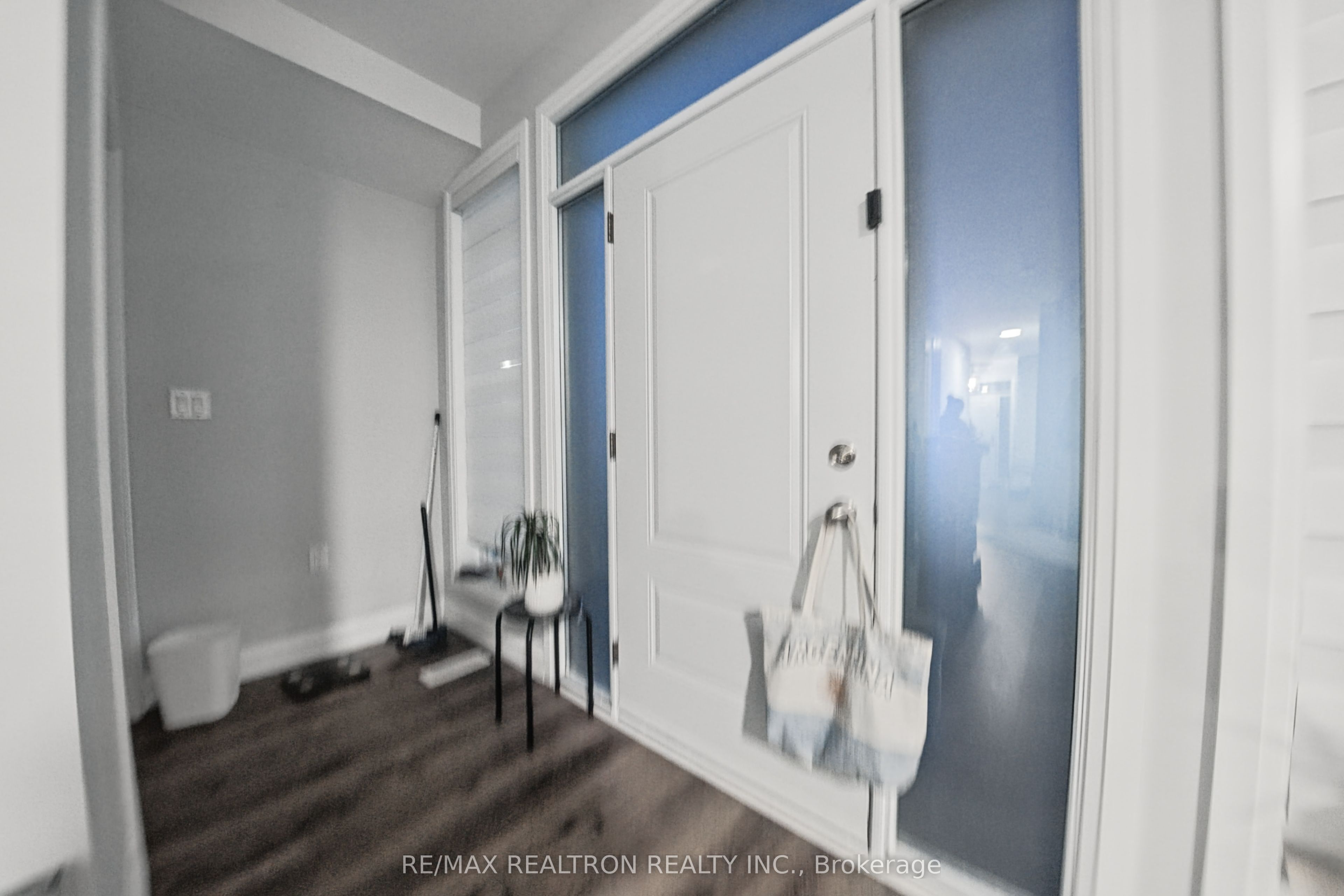 260 Eagle Street 10 Property Photo 6