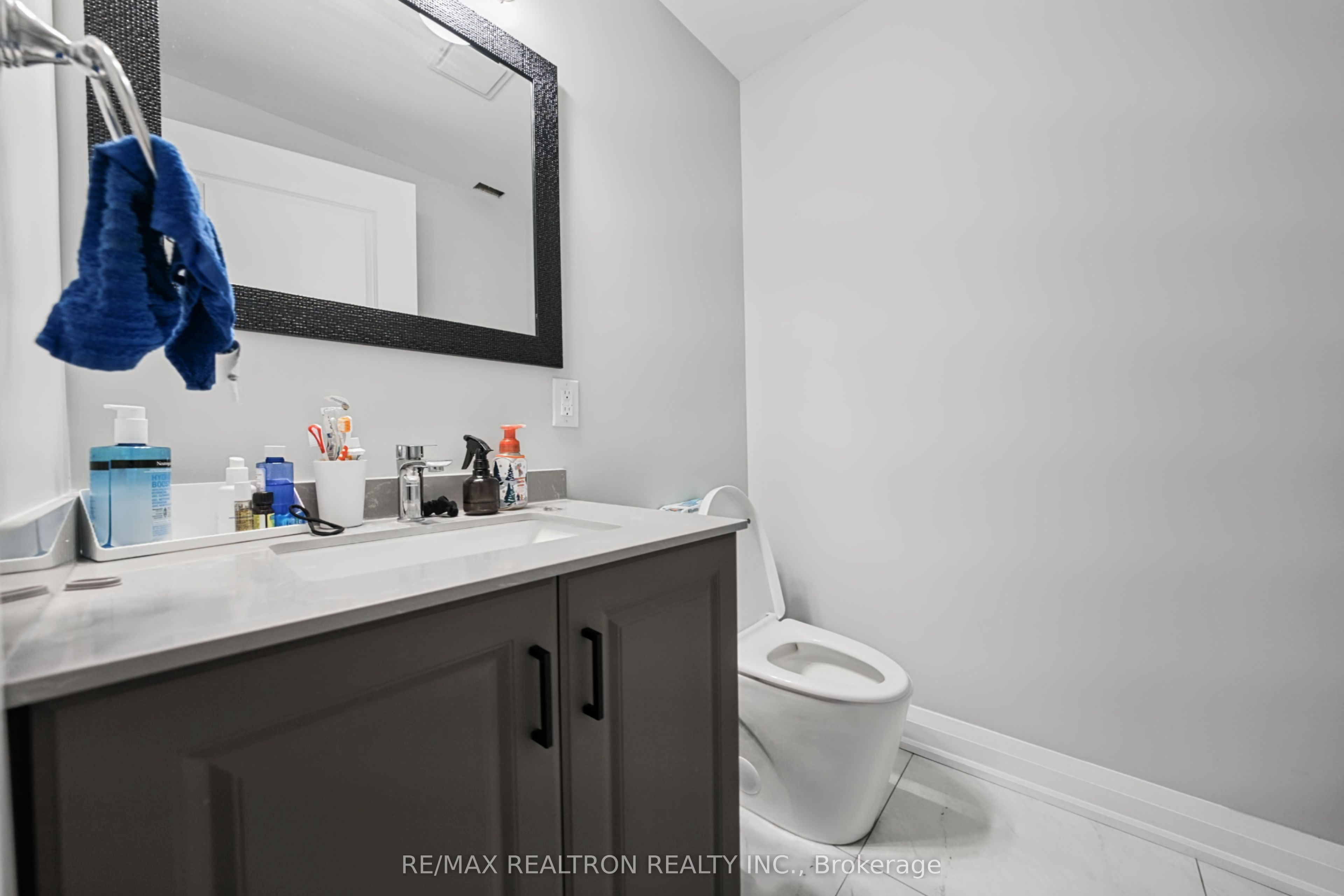 260 Eagle Street 10 Property Photo 7
