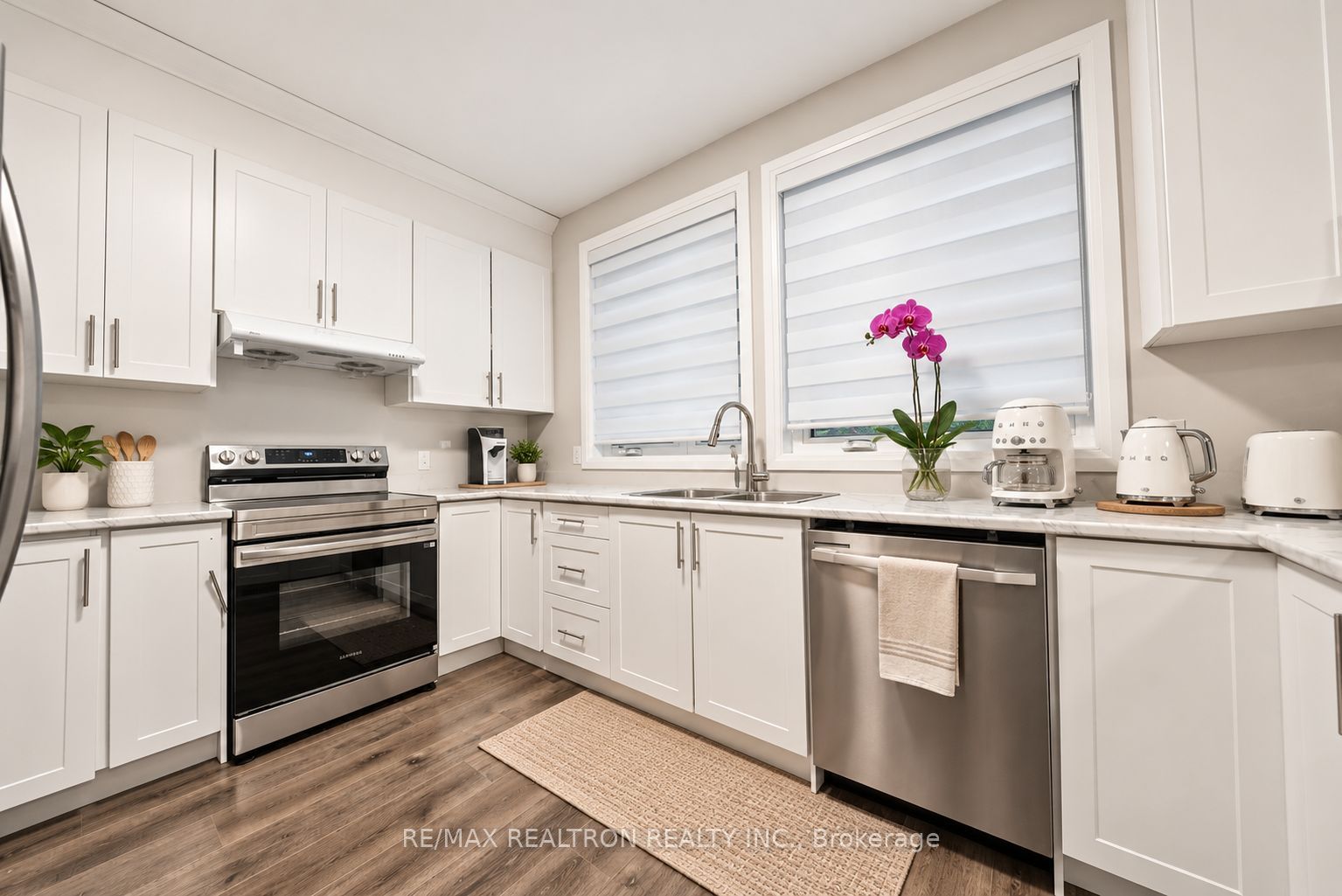 260 Eagle Street 10 Property Photo 10