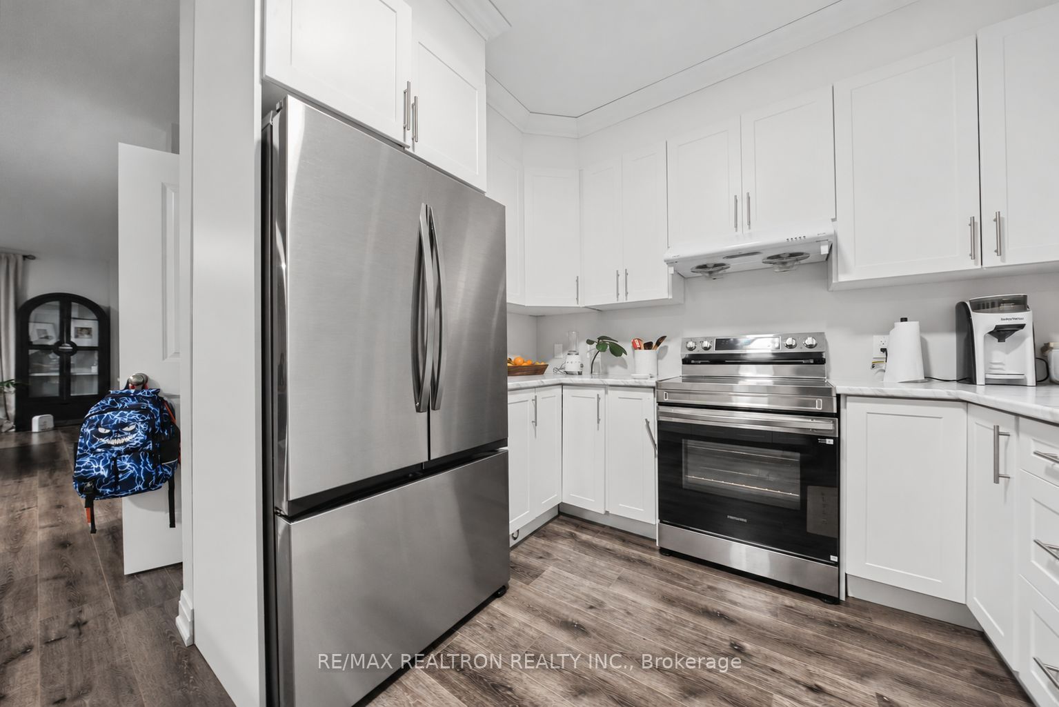 260 Eagle Street 10 Property Photo 11