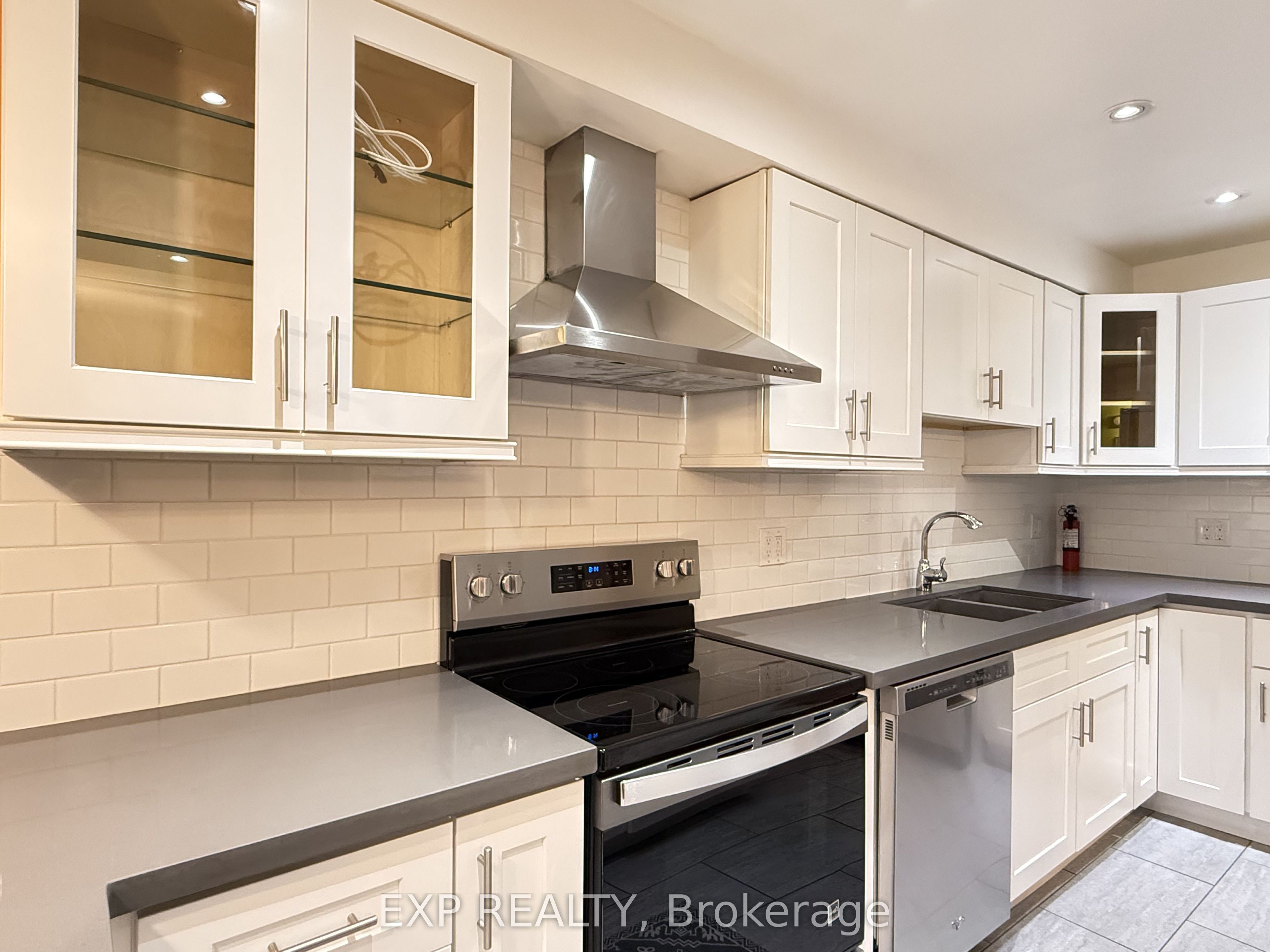 62 Wetherby Circle Property Photo 8