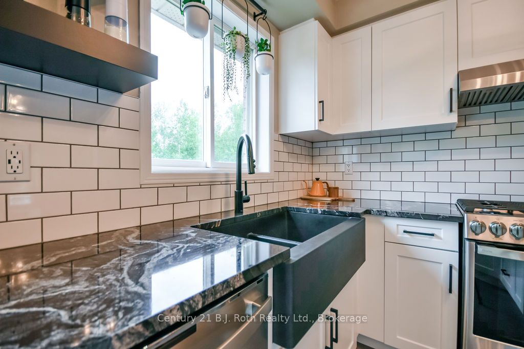 1117 Corrie Street Property Photo 14