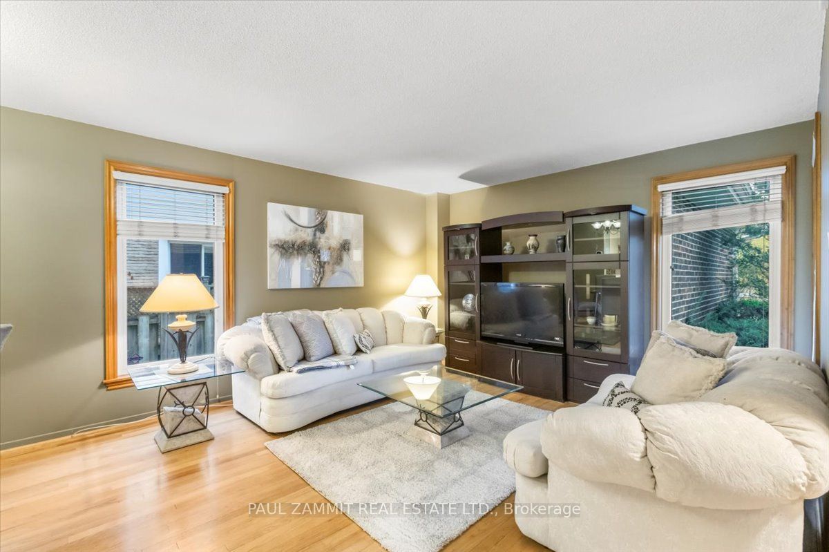 25 Lilac Avenue Property Photo 6