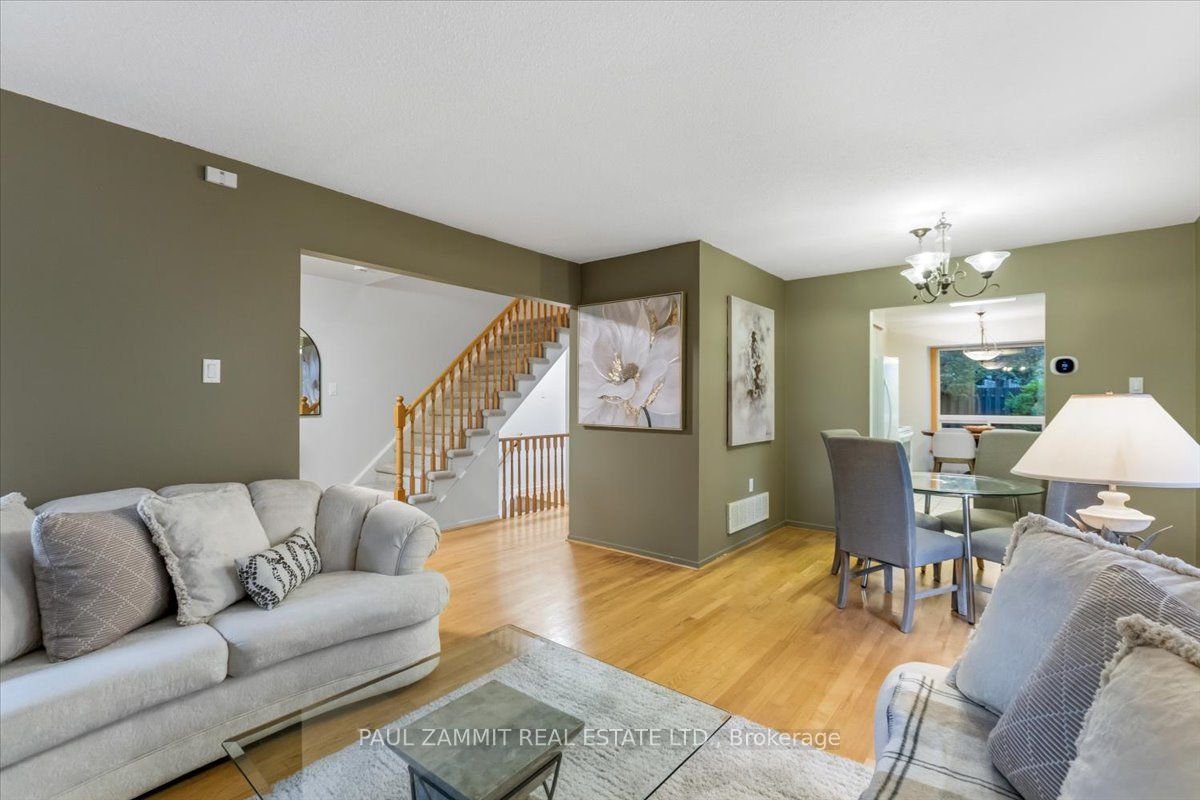 25 Lilac Avenue Property Photo 7