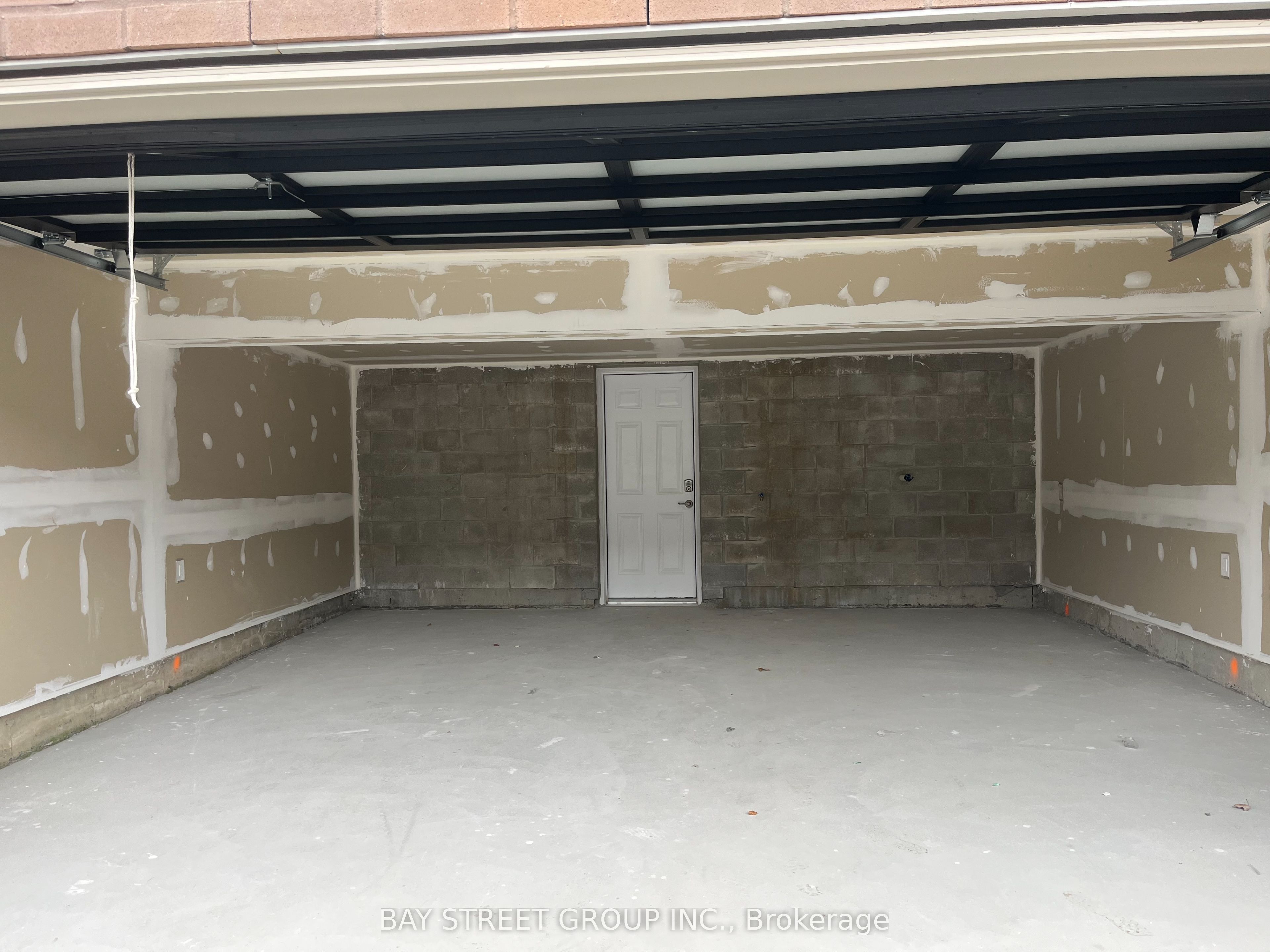 26 Robert Eaton Avenue Property Photo 24