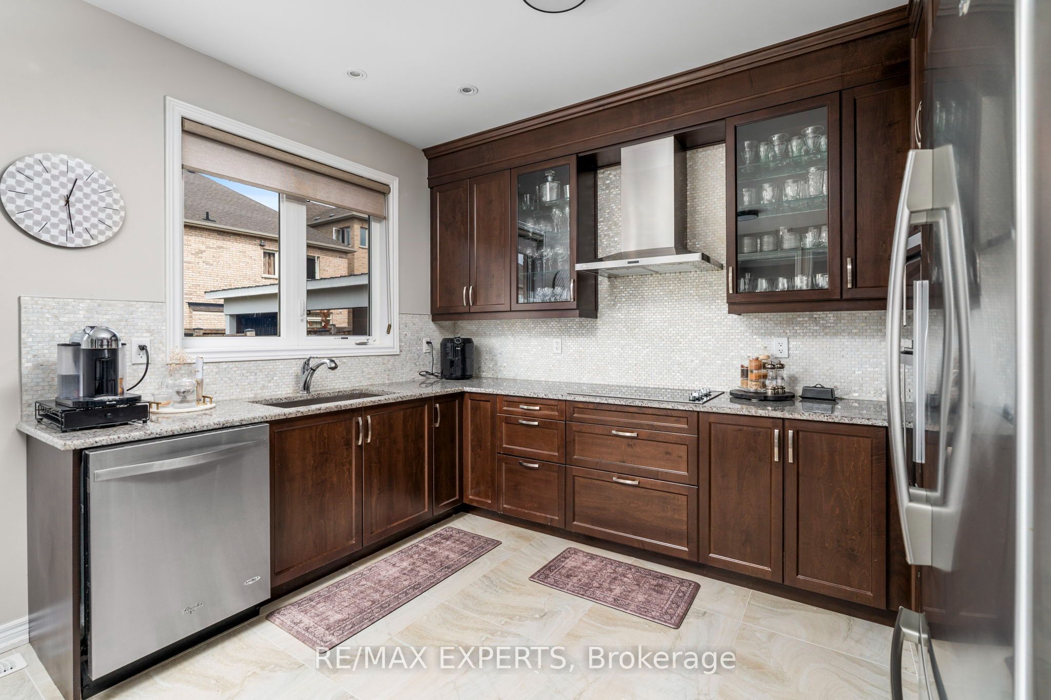 22 Garyscholl Road Property Photo 8
