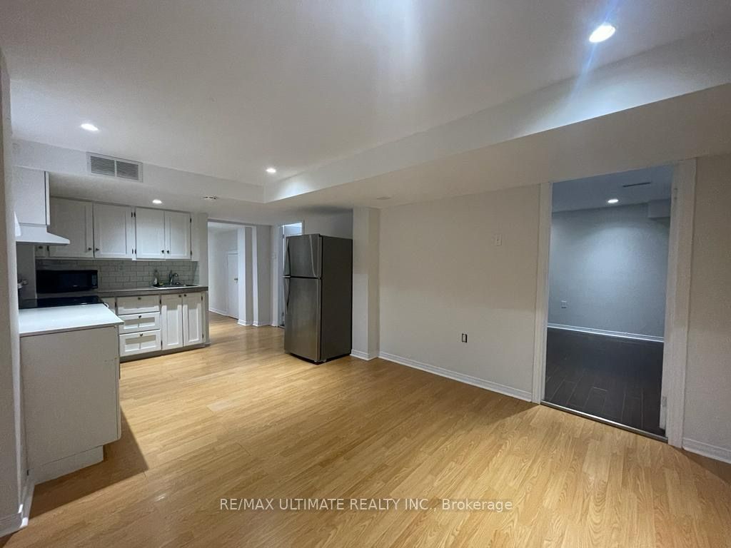 101 Convoy Crescent Property Photo 2