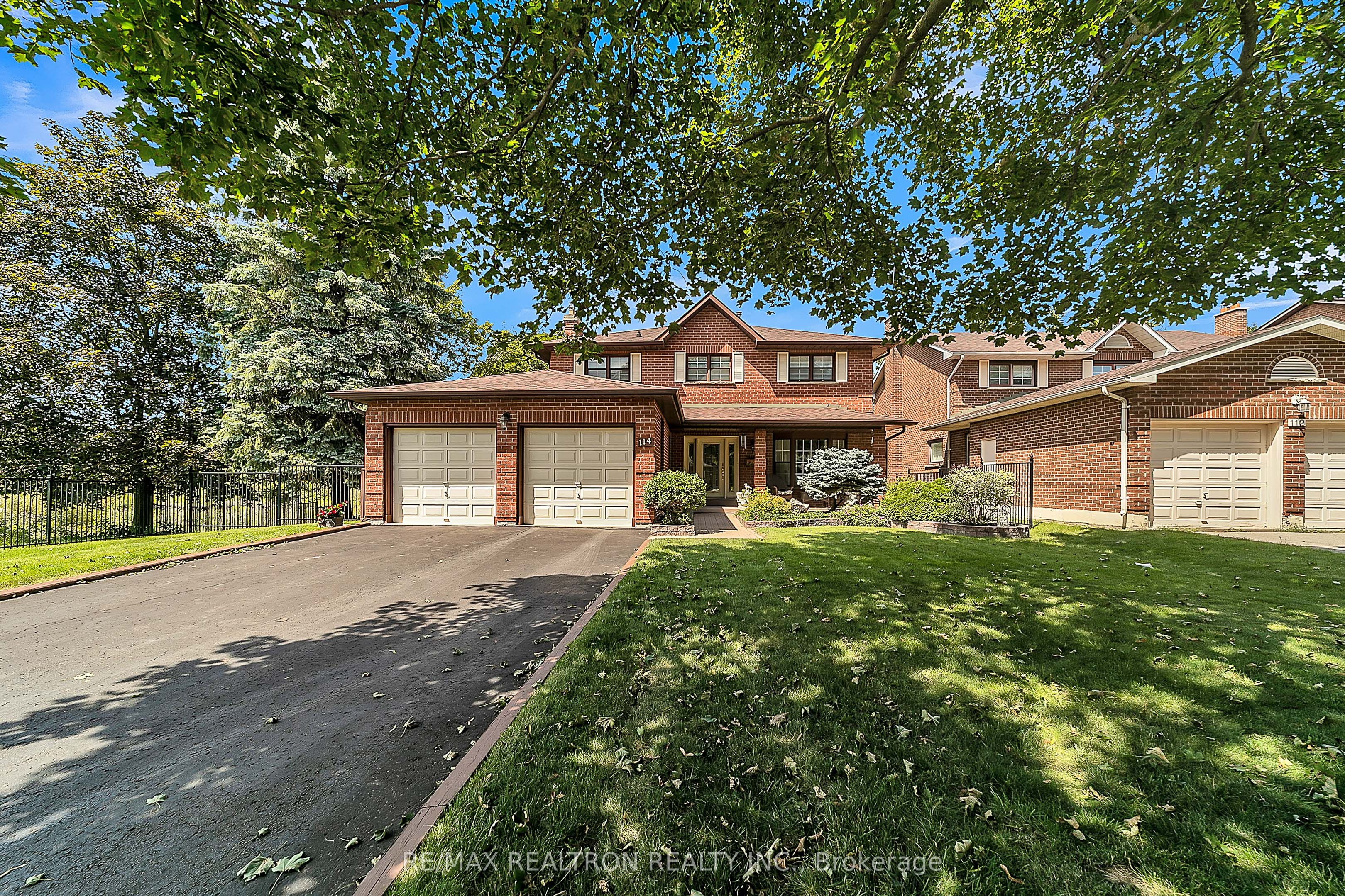 114 Golf Links Drive S Property Photo 1