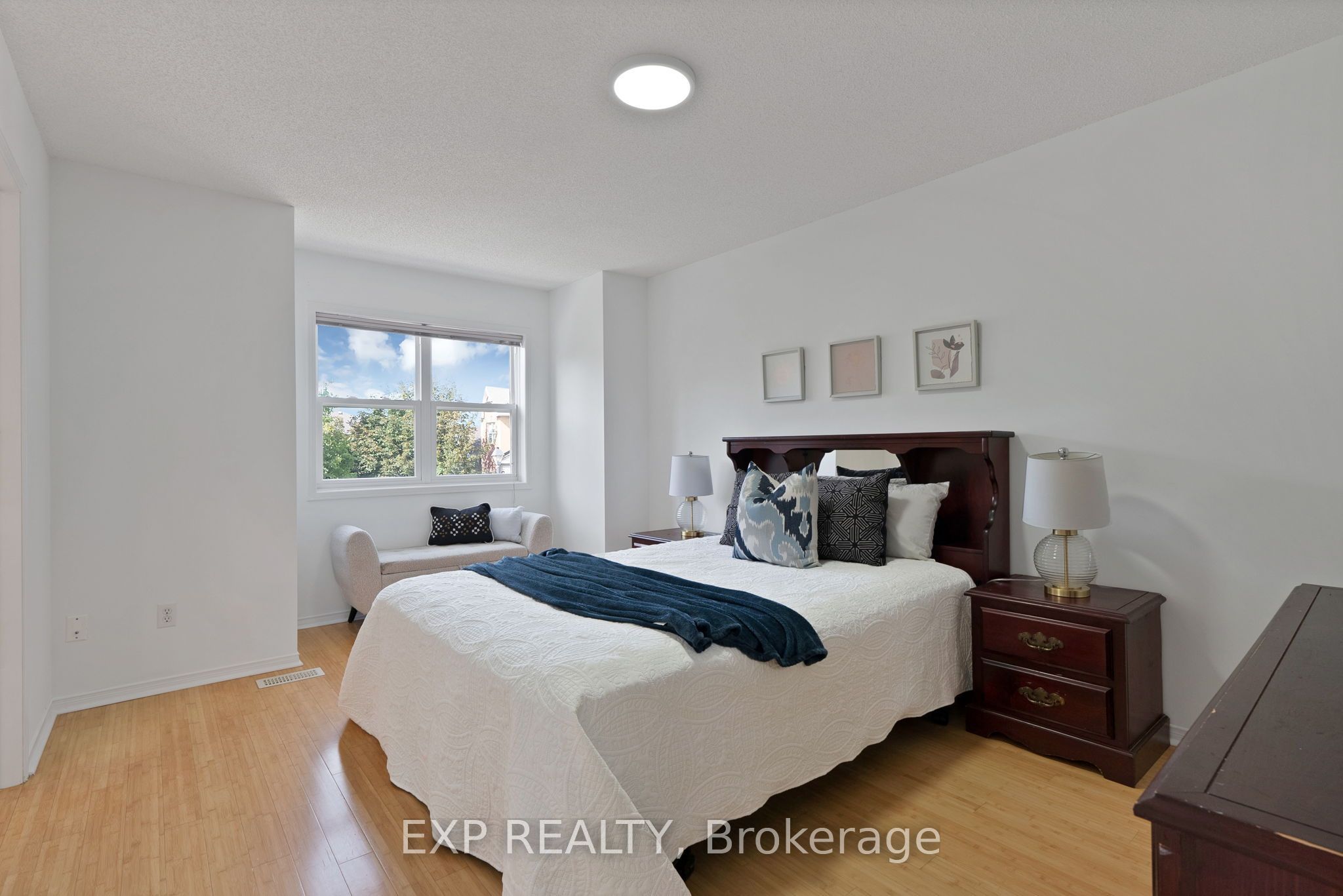 11 Maple Park Way Property Photo 31