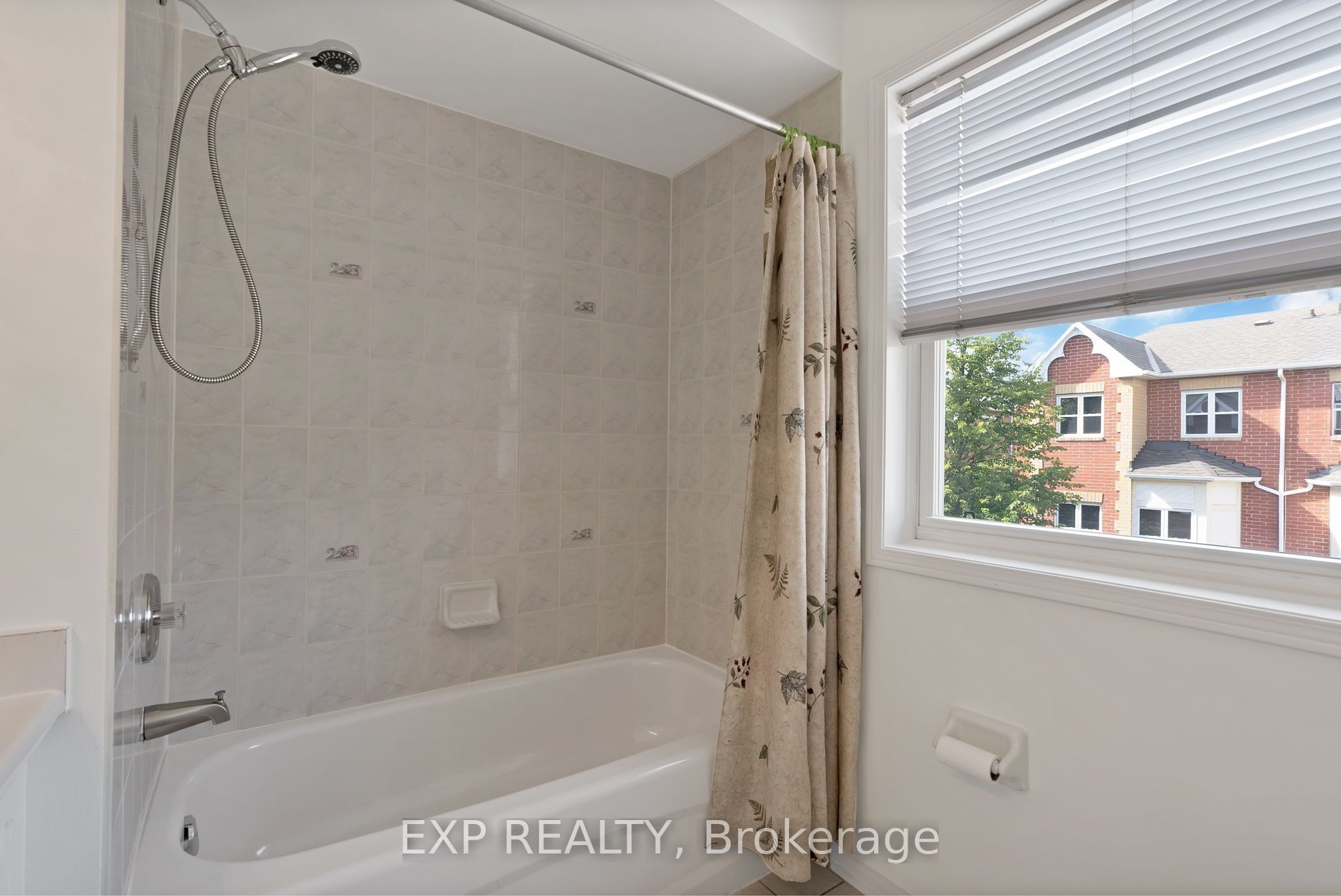 11 Maple Park Way Property Photo 40