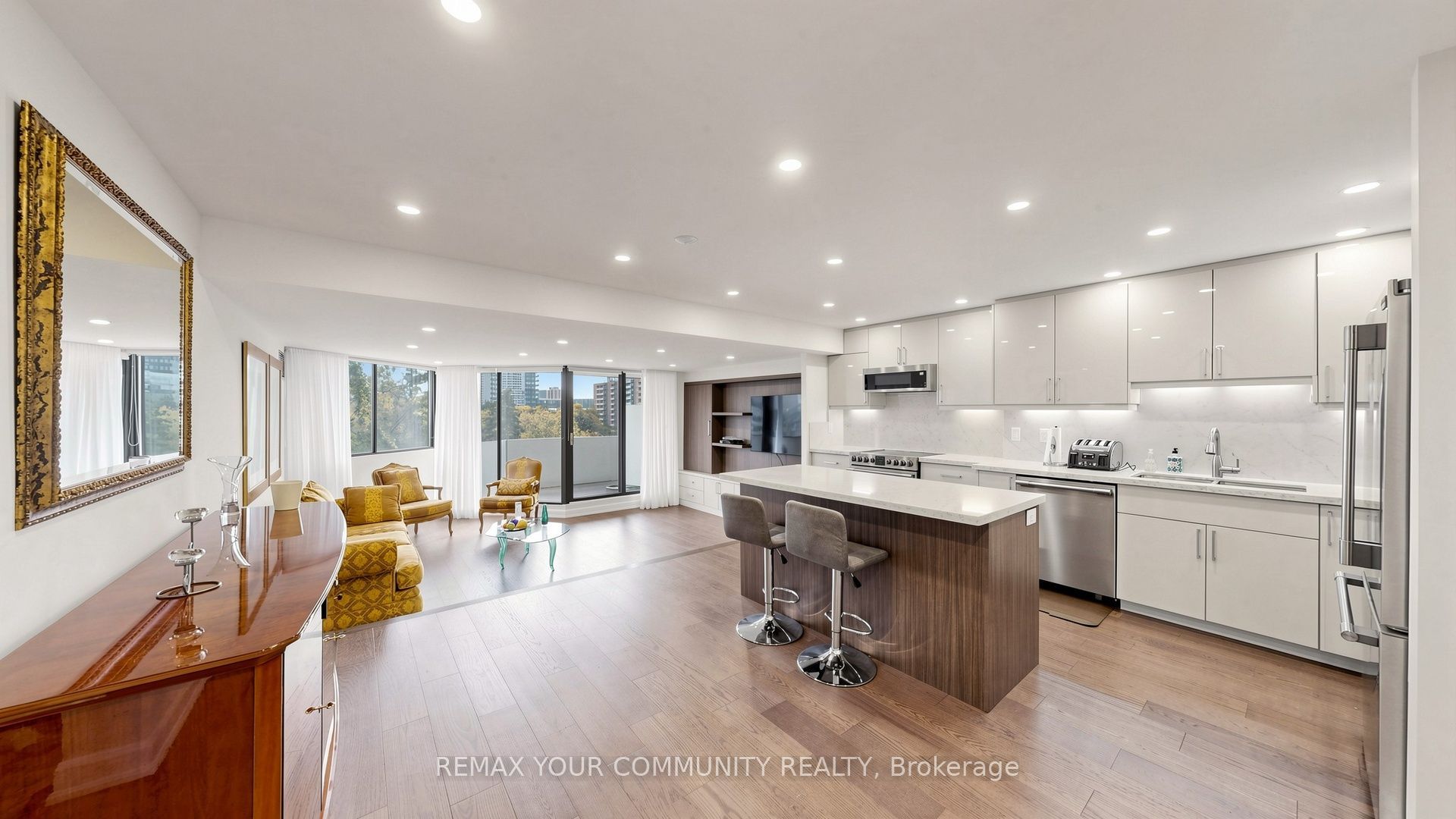 70 Baif Boulevard 608 Property Photo 1