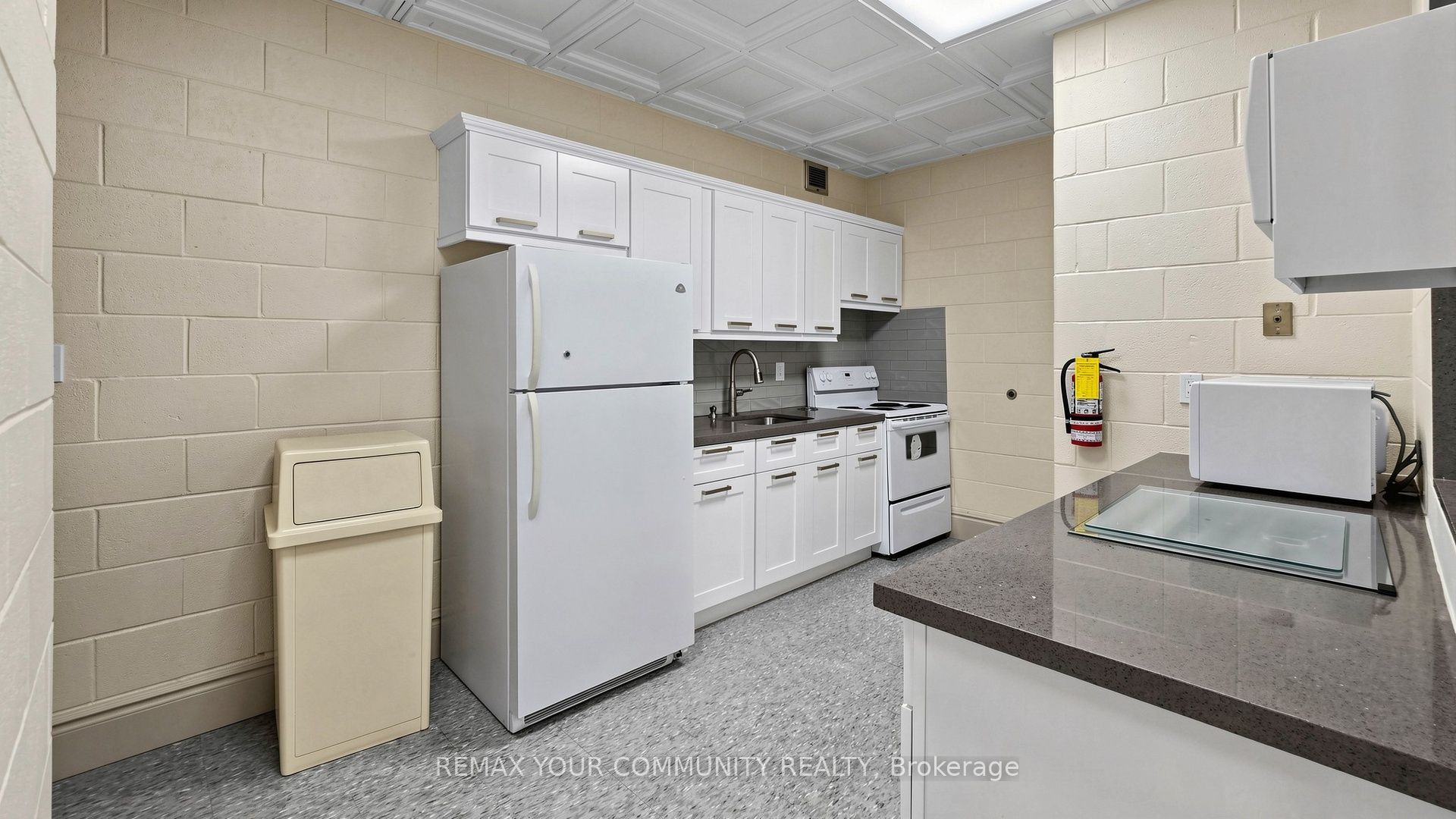 70 Baif Boulevard 608 Property Photo 31
