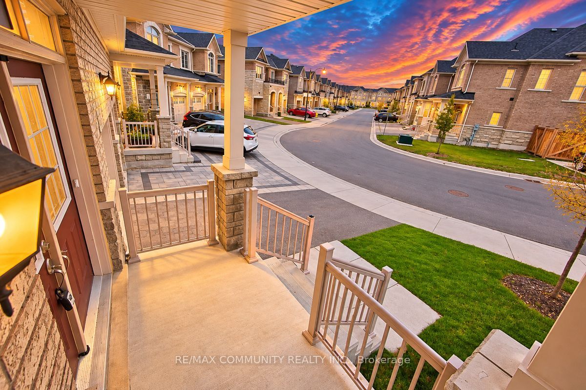 40 Liam Lane Property Photo 2