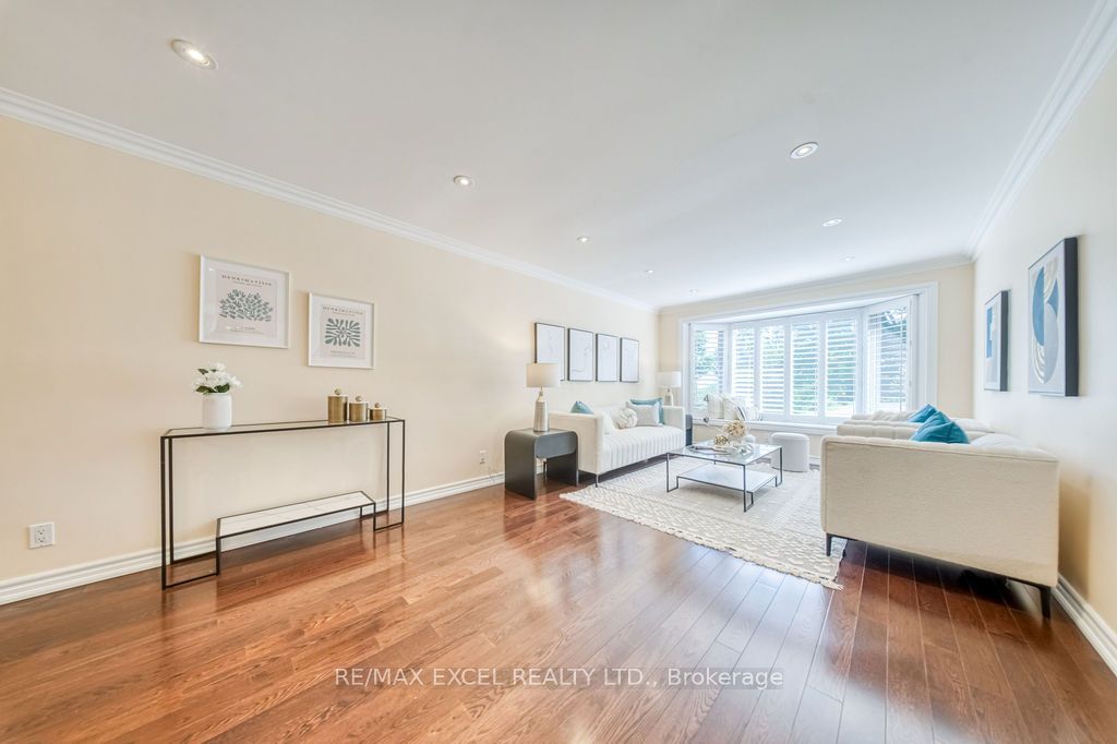 120 Drakefield Road Property Photo 2
