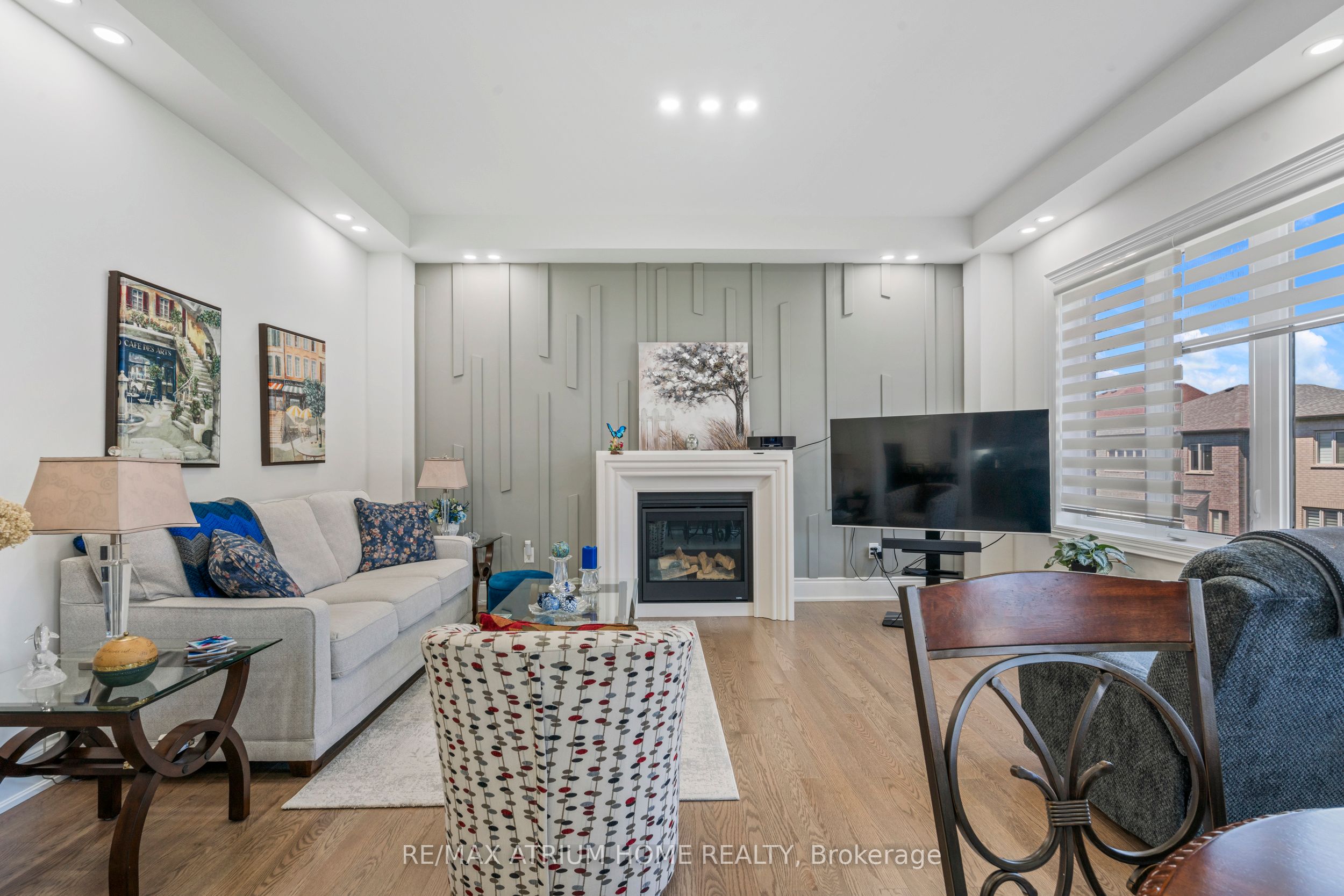 71 Silk Twist Drive Property Photo 9