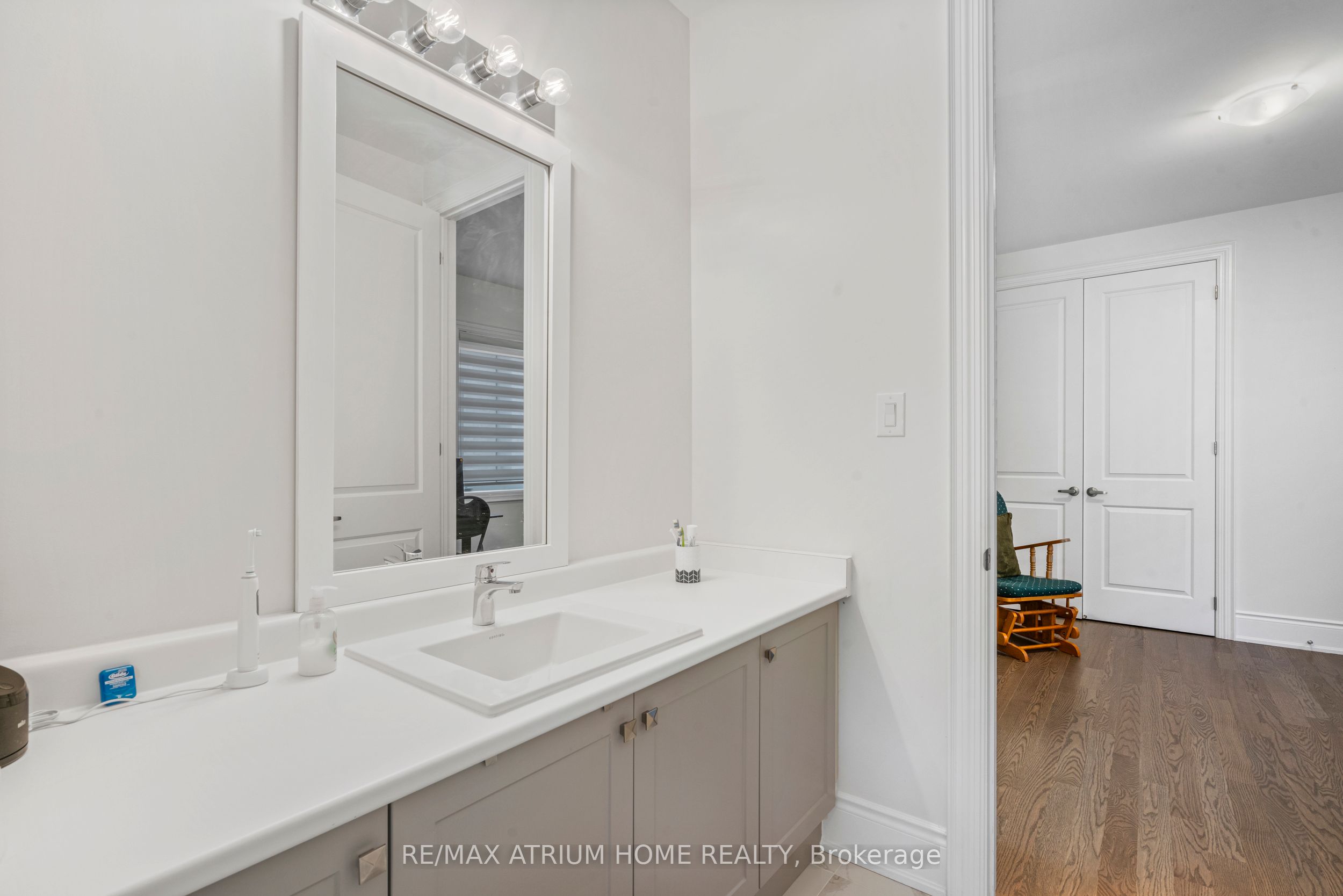 71 Silk Twist Drive Property Photo 22