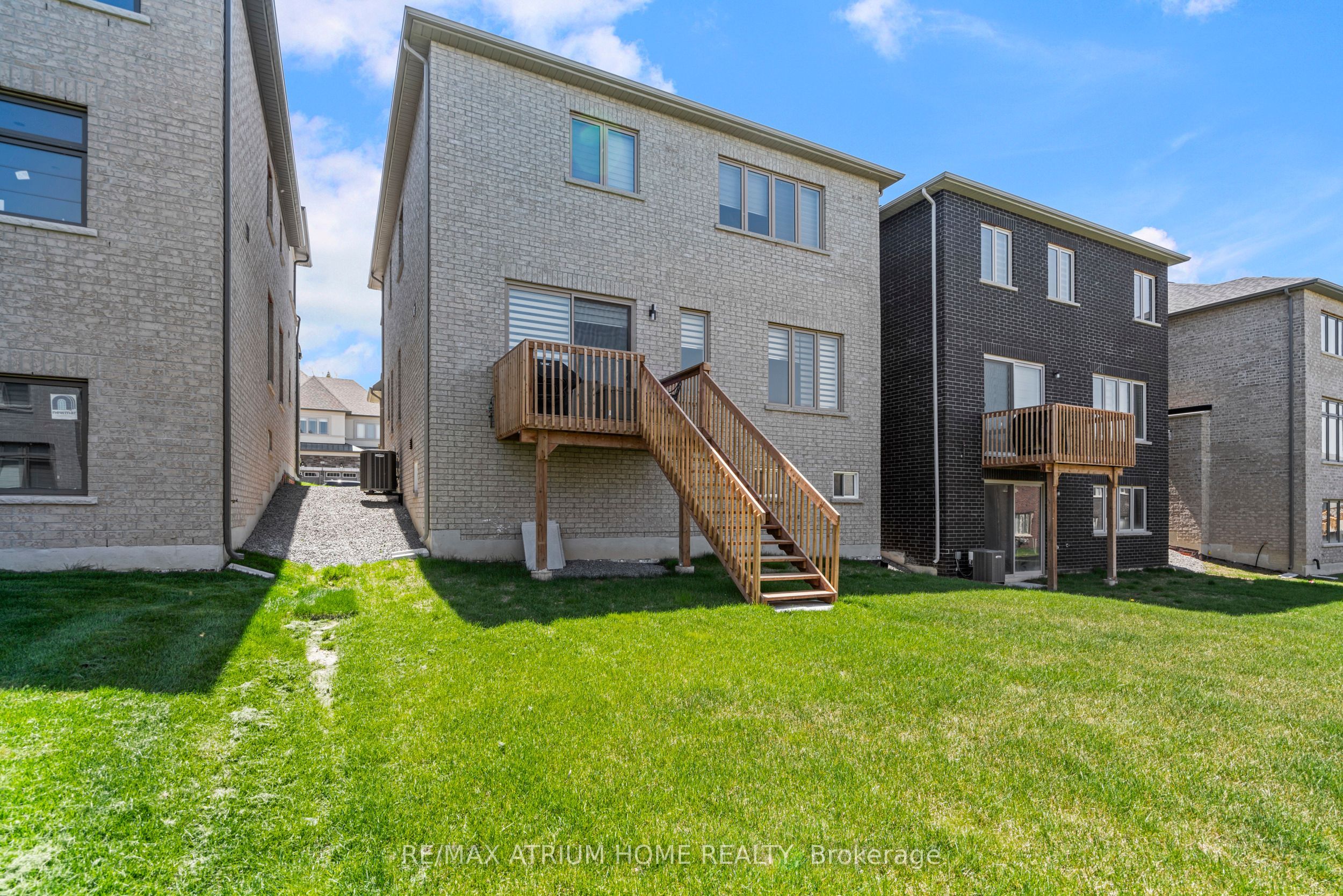 71 Silk Twist Drive Property Photo 27