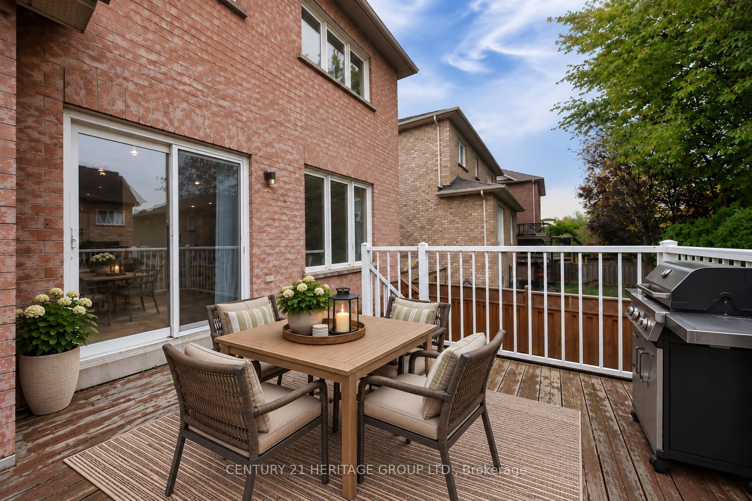 378 Spruce Grove Crescent Property Photo 10
