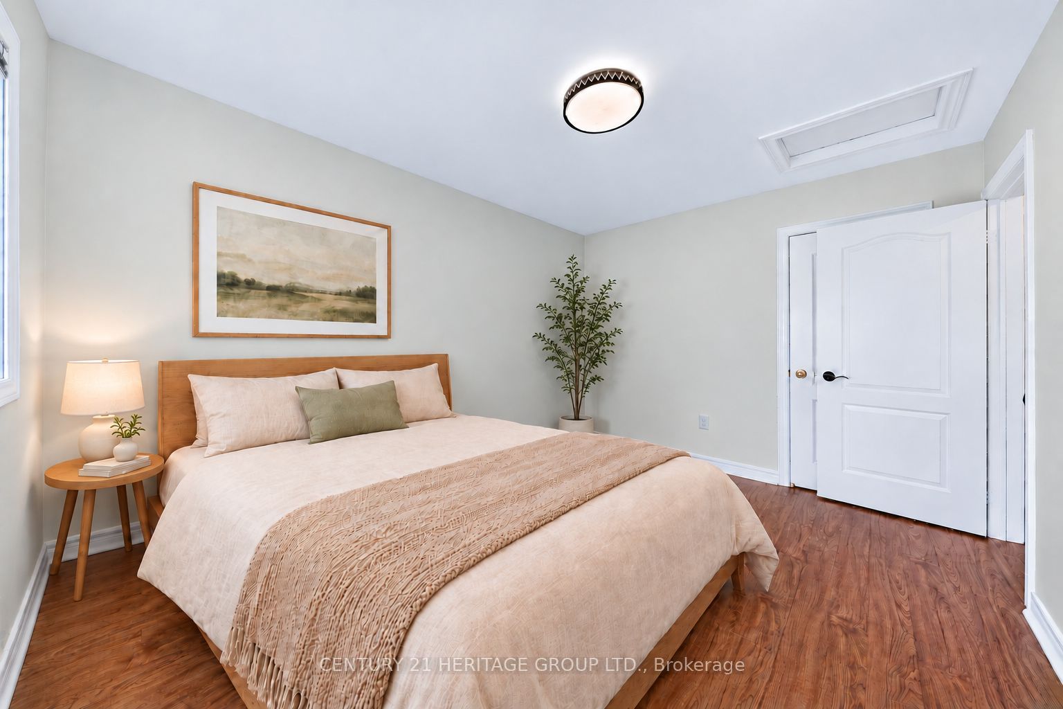 378 Spruce Grove Crescent Property Photo 17