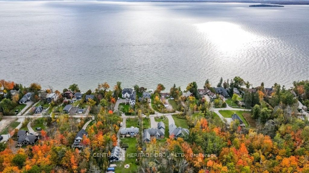 3500 Crescent Harbour Road Property Photo 2