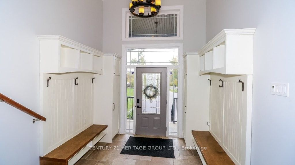 3500 Crescent Harbour Road Property Photo 4